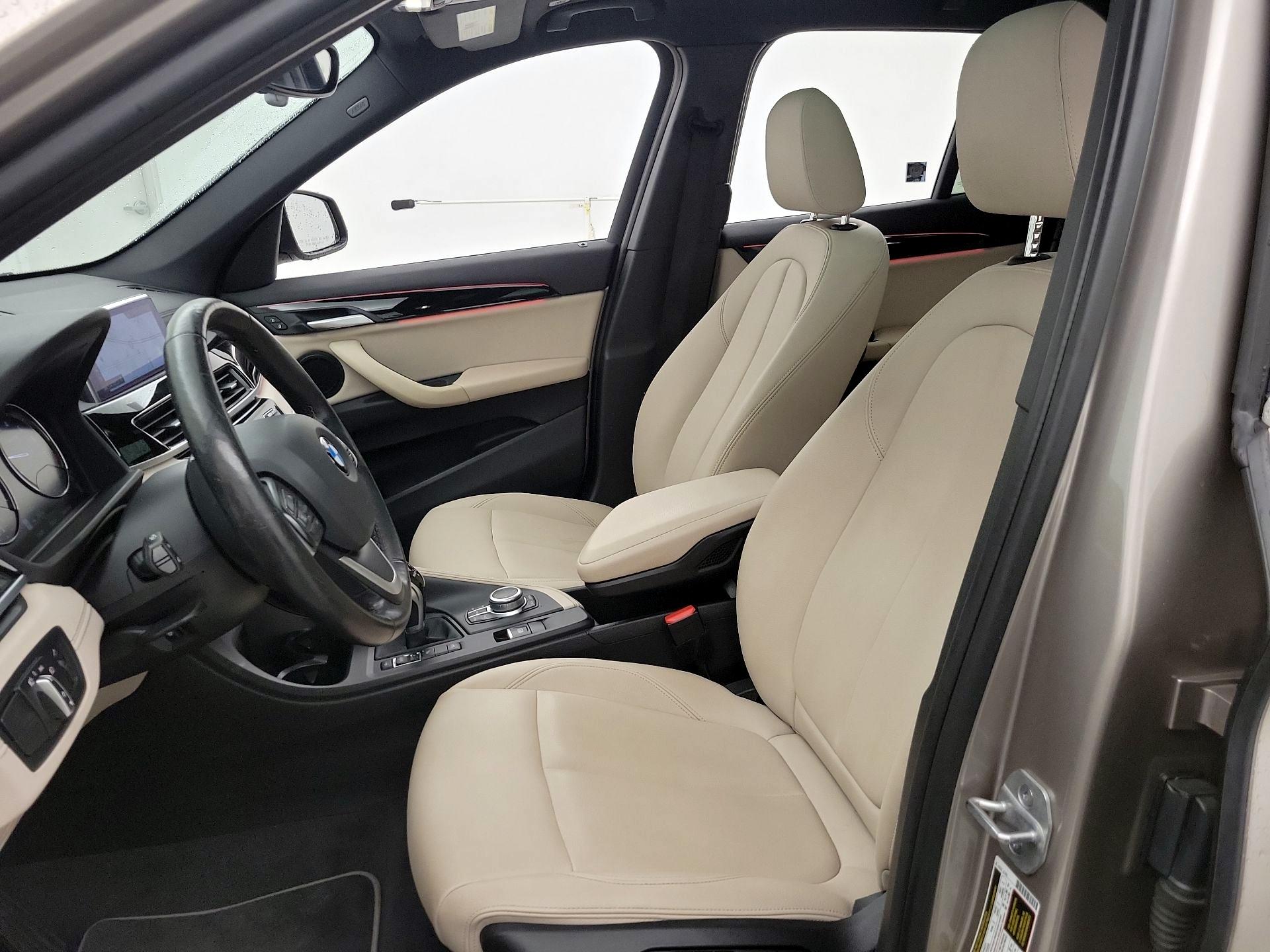 Thumbnail: 2021 BMW X1 - 11