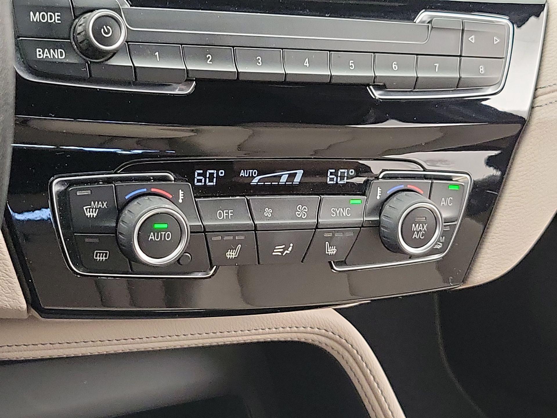 Thumbnail: 2021 BMW X1 - 17