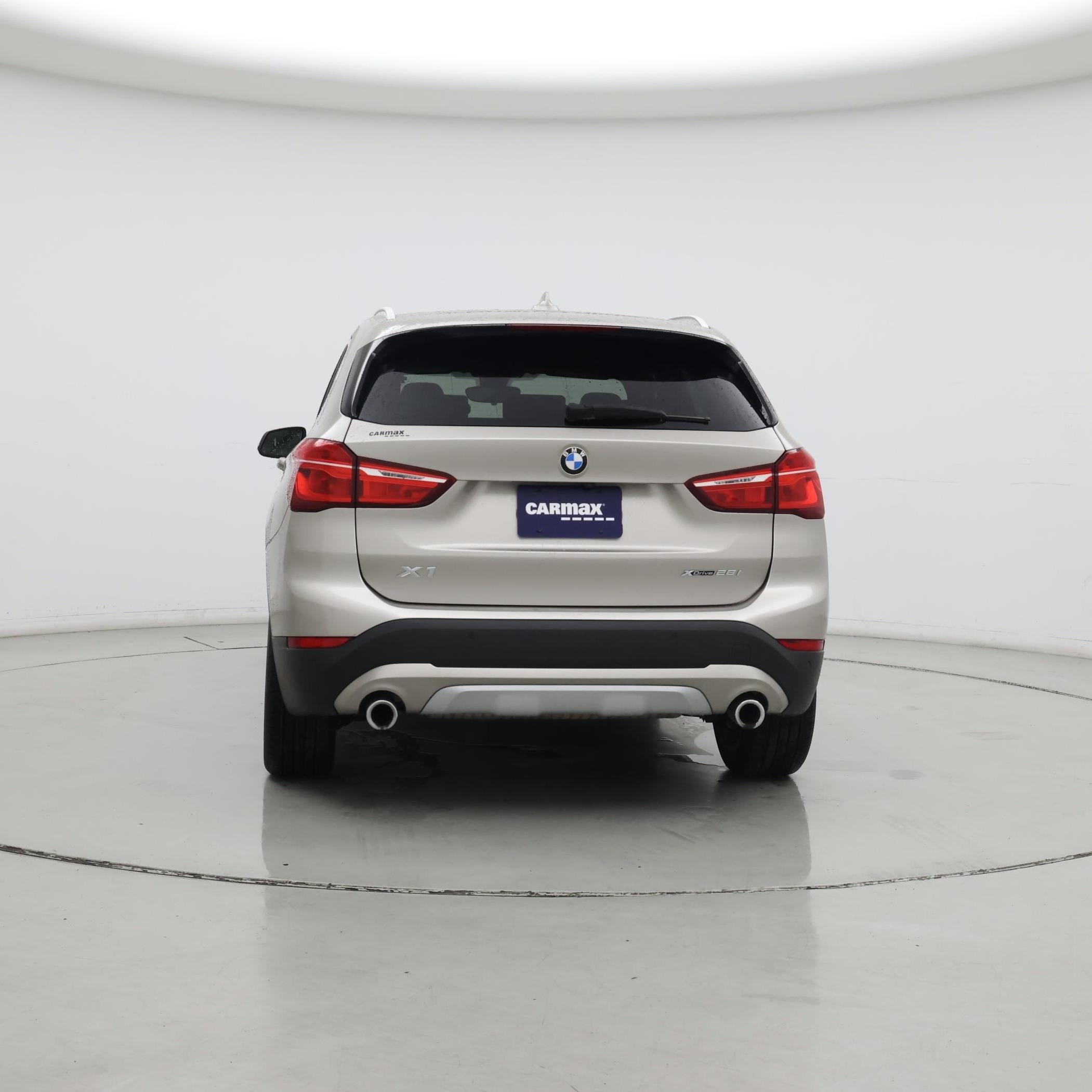 Thumbnail: 2021 BMW X1 - 6