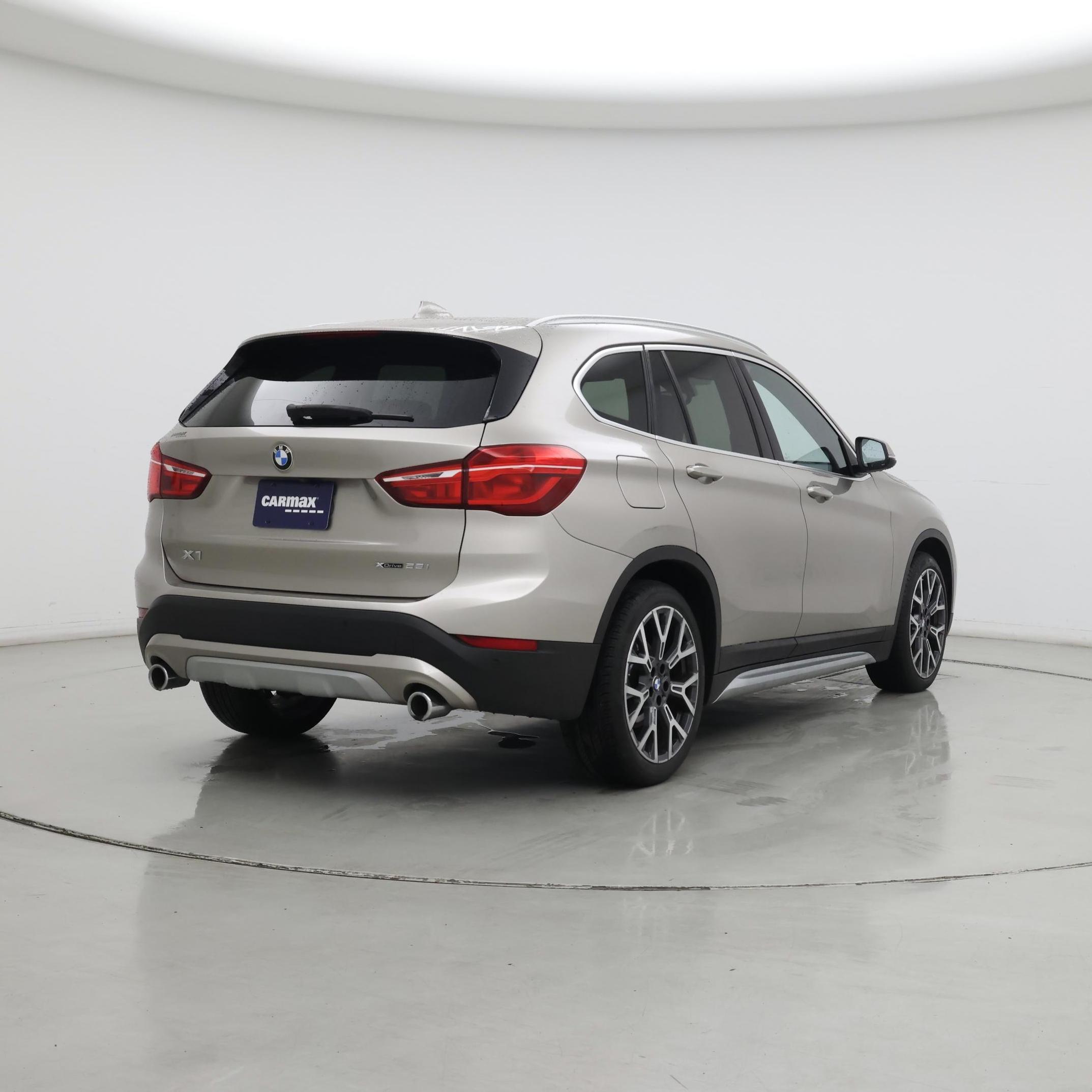 Thumbnail: 2021 BMW X1 - 8