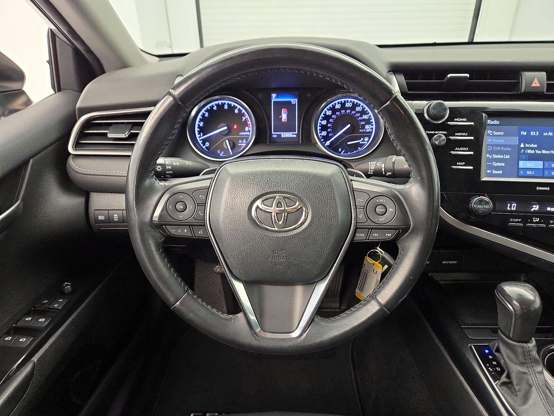 Thumbnail: 2020 Toyota Camry - 10