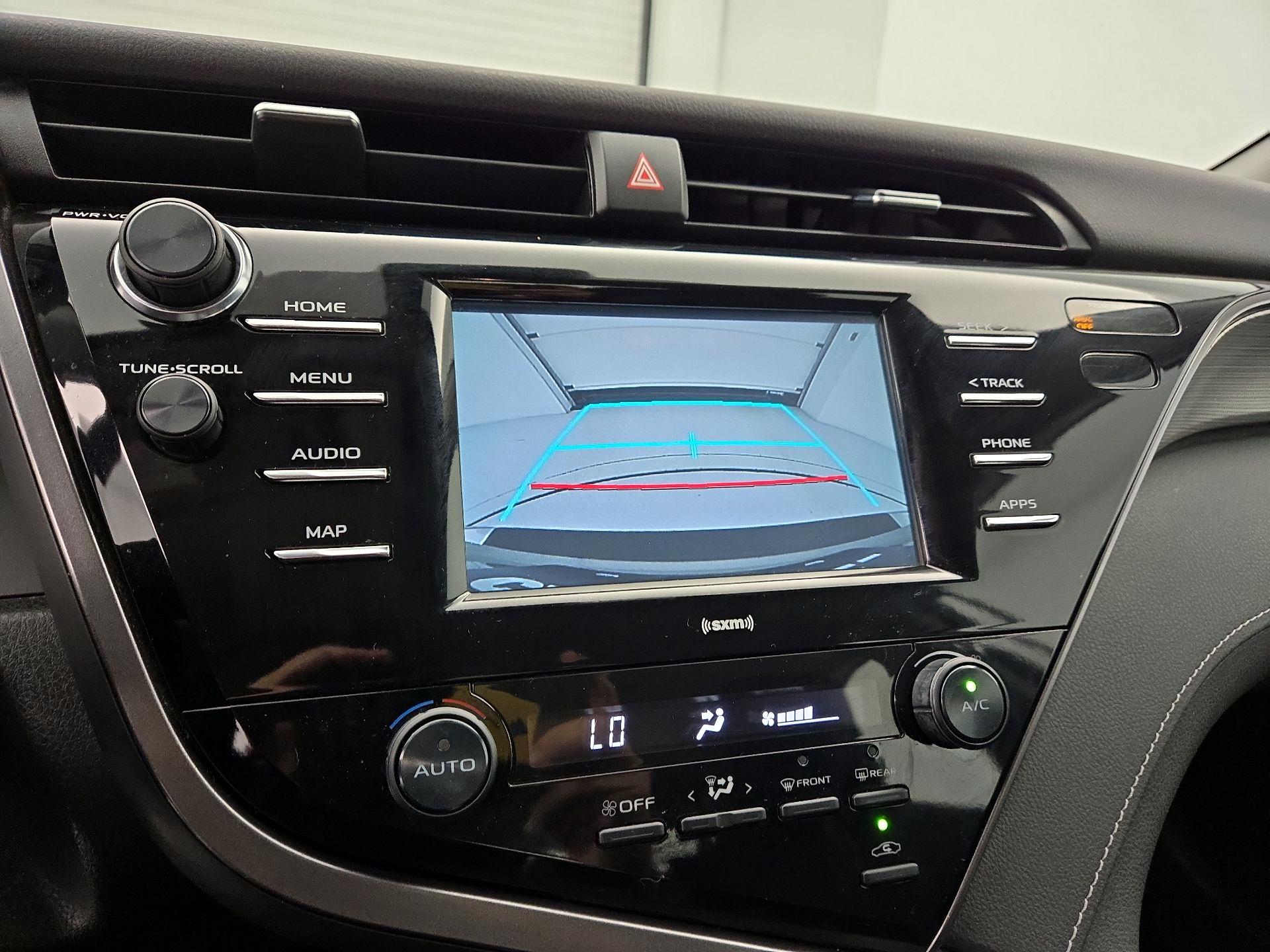 Thumbnail: 2020 Toyota Camry - 14