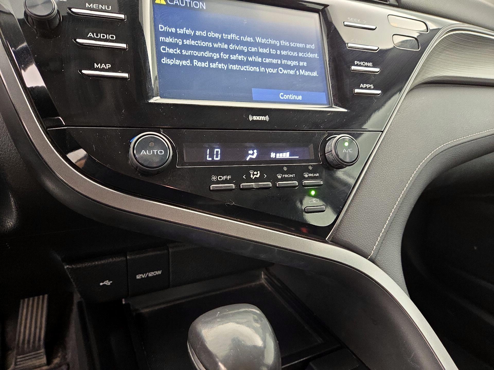 Thumbnail: 2020 Toyota Camry - 16