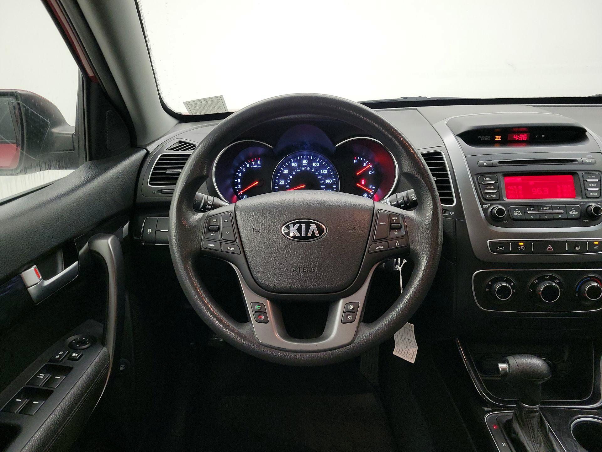 Thumbnail: 2014 Kia Sorento - 10
