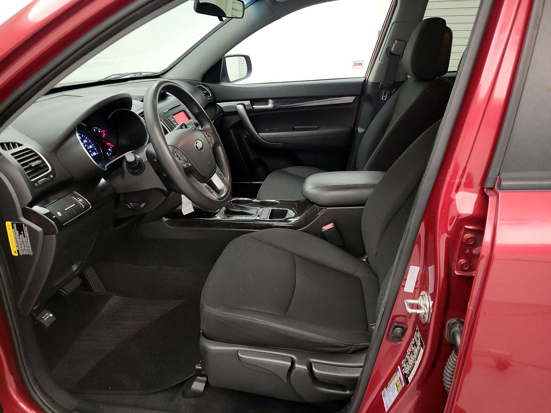 Thumbnail: 2014 Kia Sorento - 11