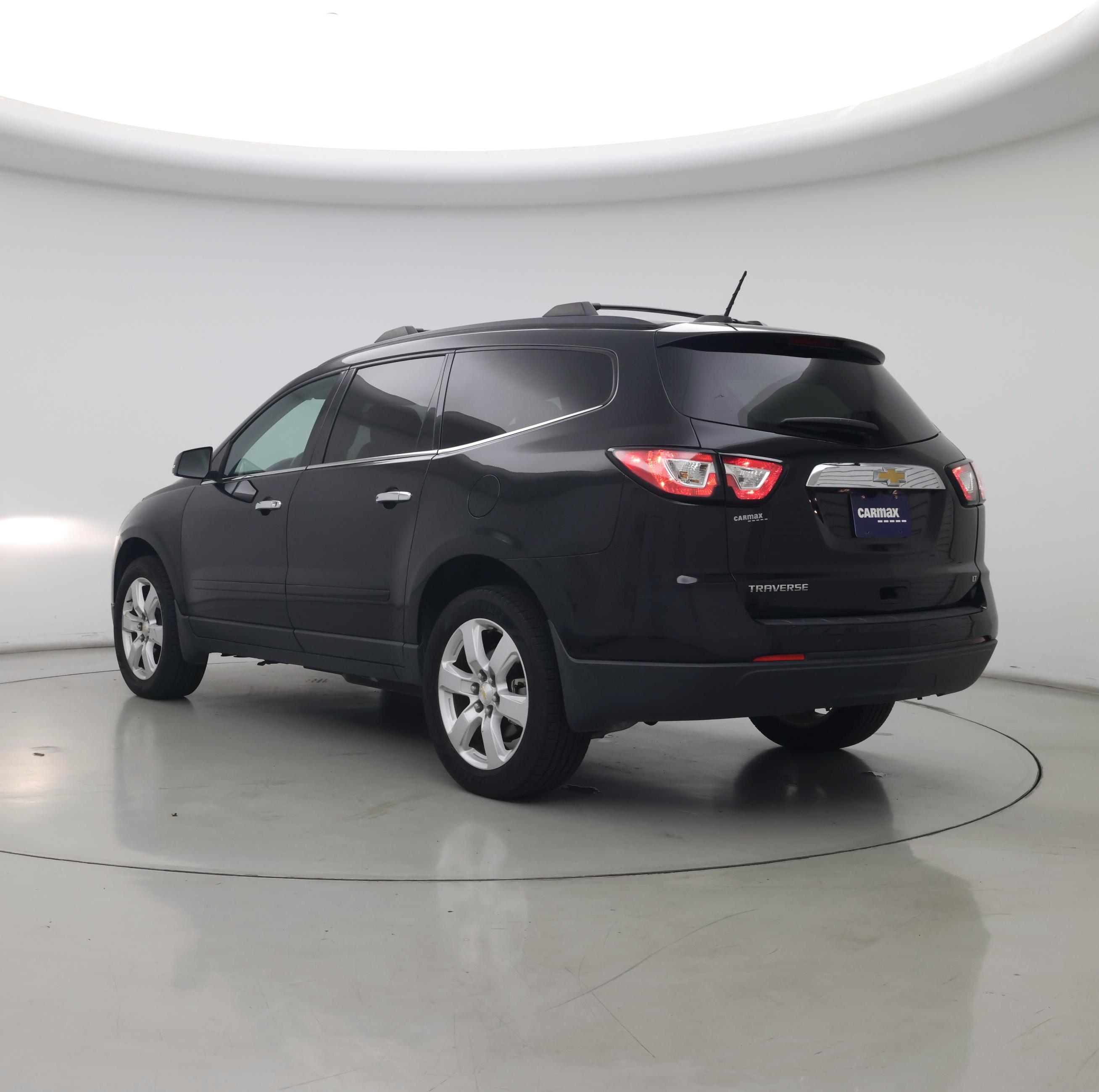 Thumbnail: 2017 Chevrolet Traverse - 2