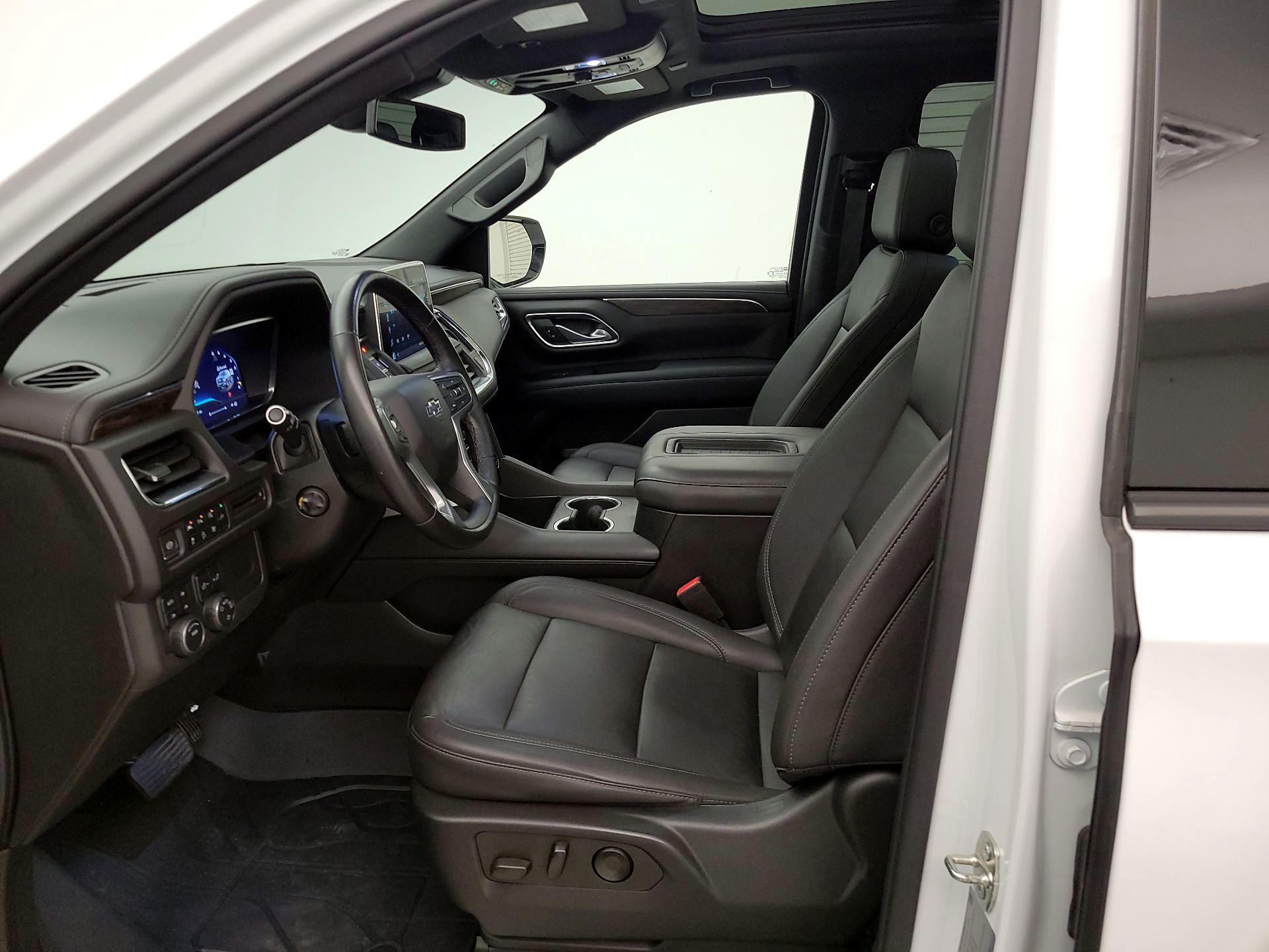 Thumbnail: 2022 Chevrolet Suburban - 11