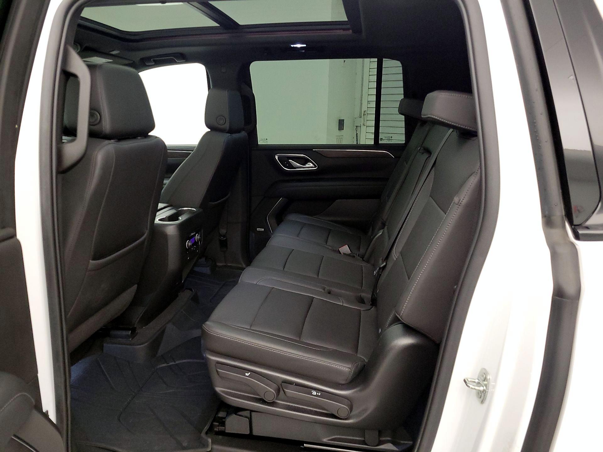 Thumbnail: 2022 Chevrolet Suburban - 20