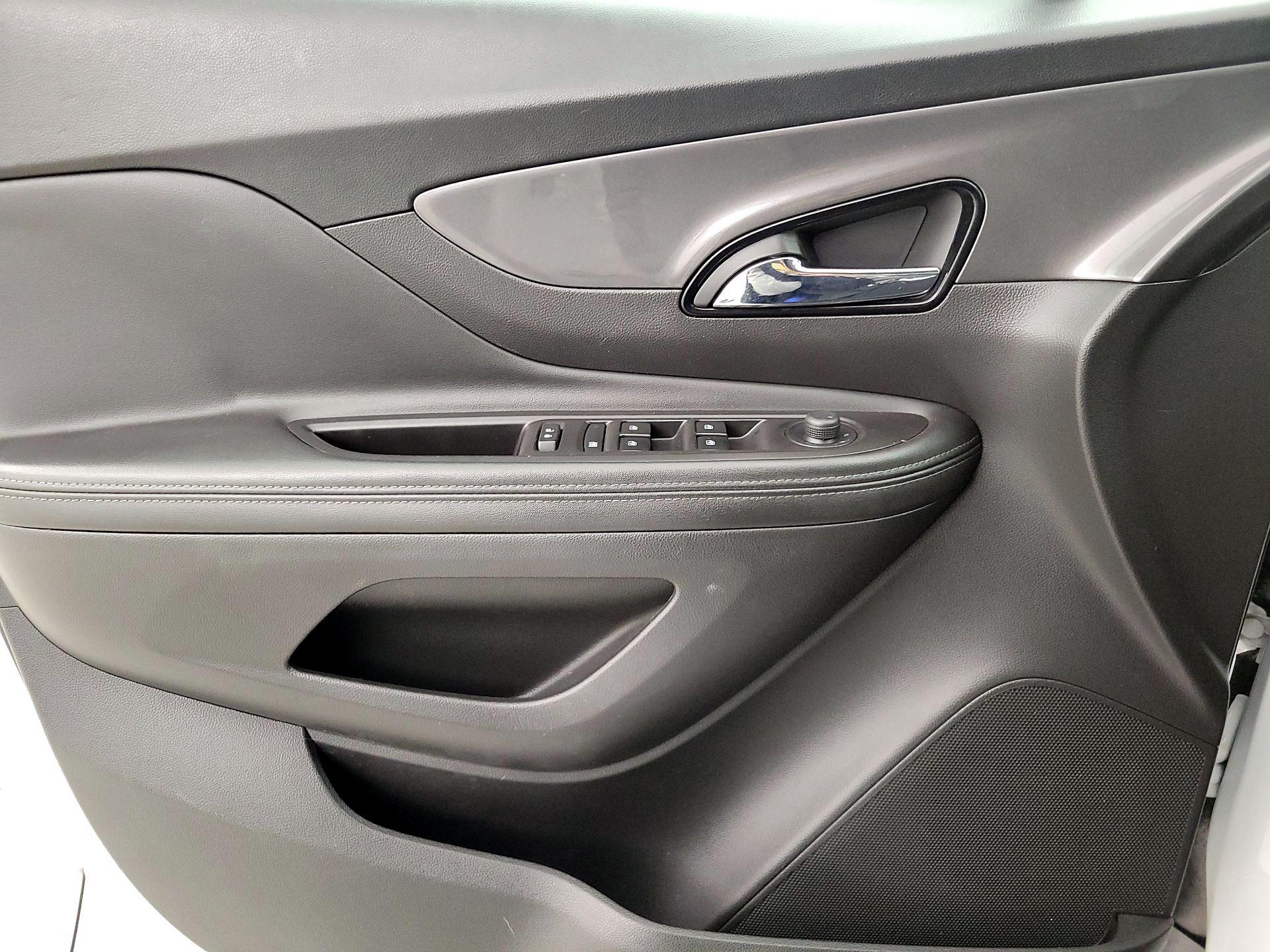 Thumbnail: 2019 Buick Encore - 12