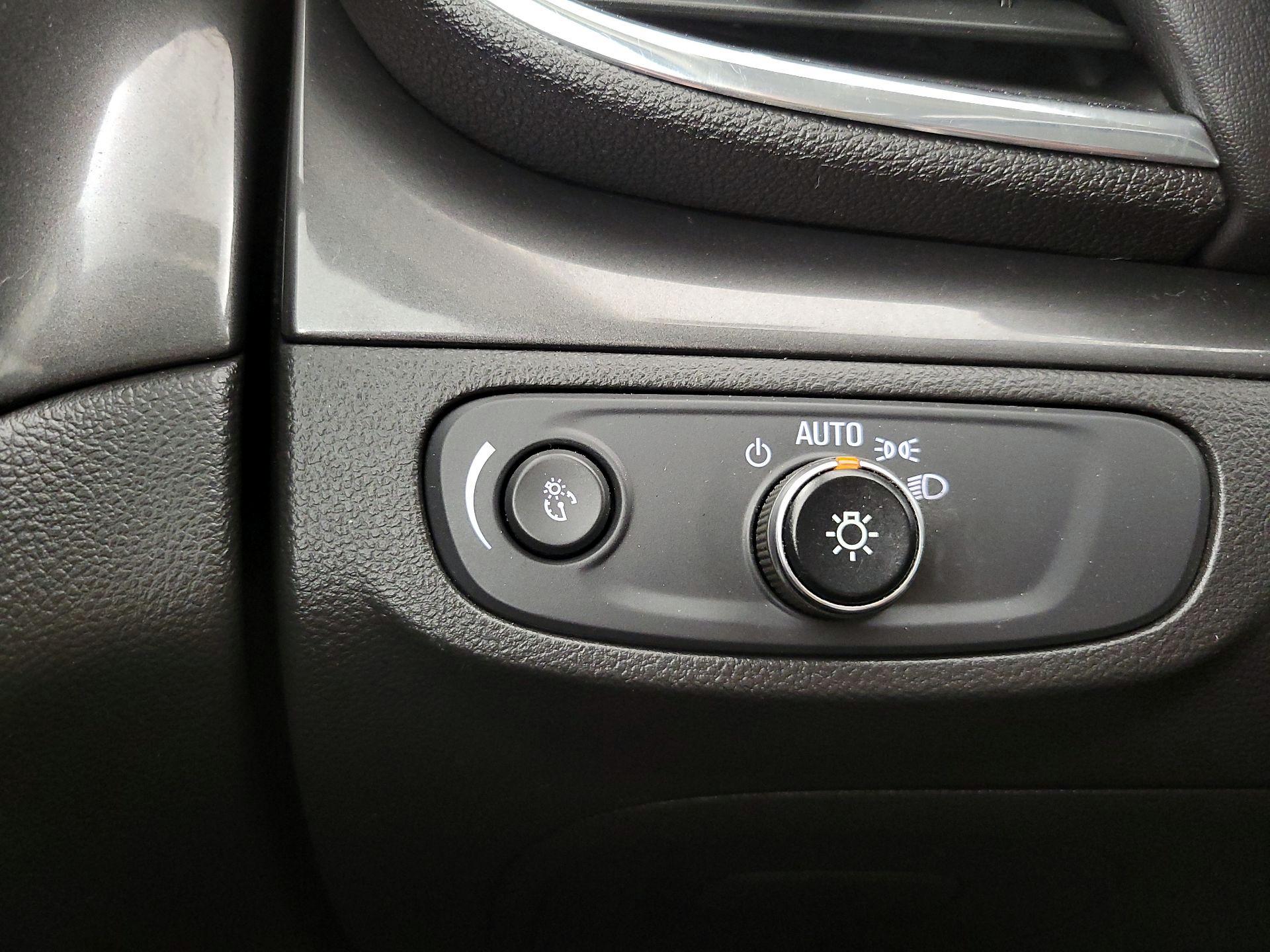 Thumbnail: 2019 Buick Encore - 13