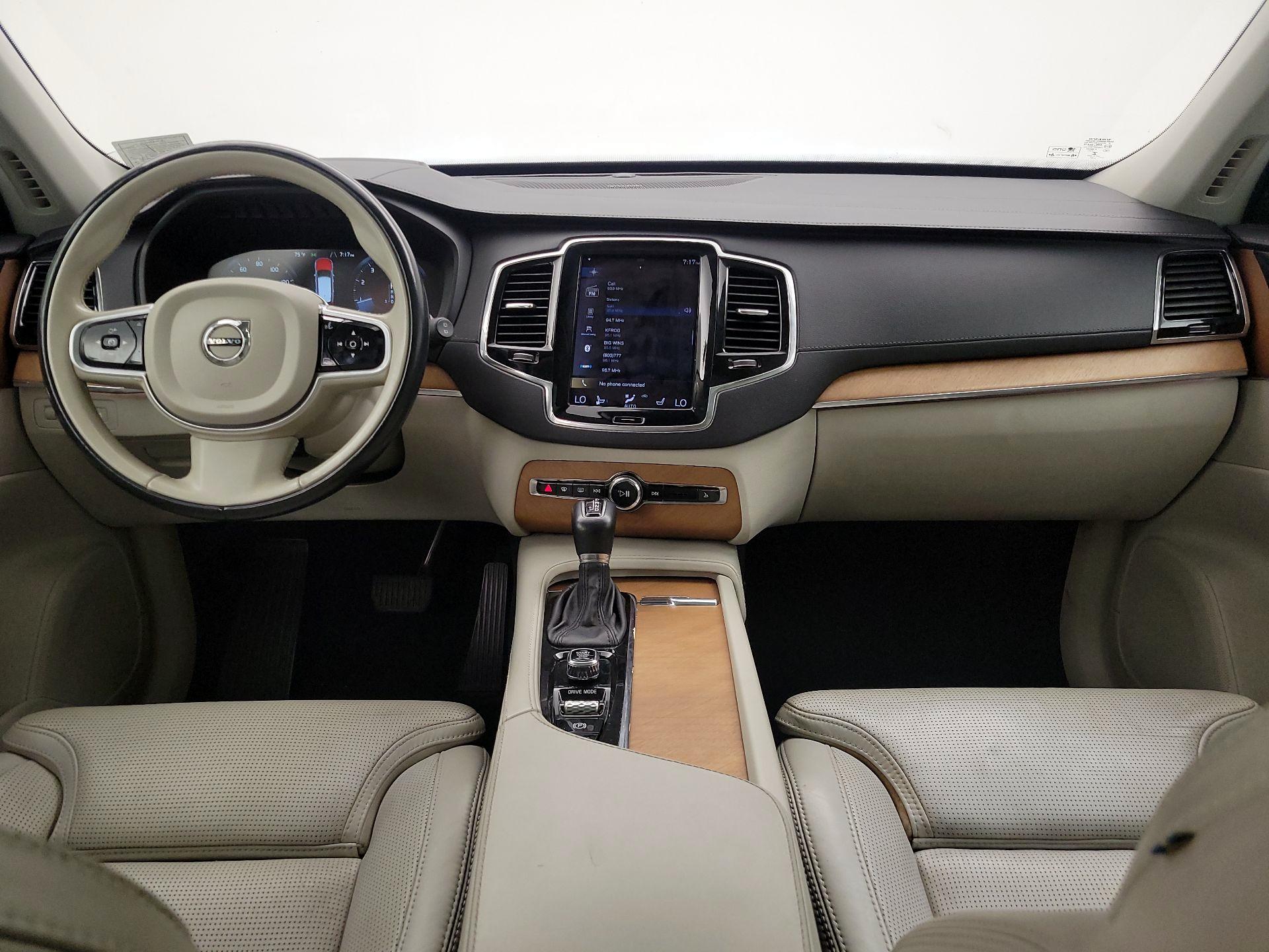 Thumbnail: 2020 Volvo XC90 - 9