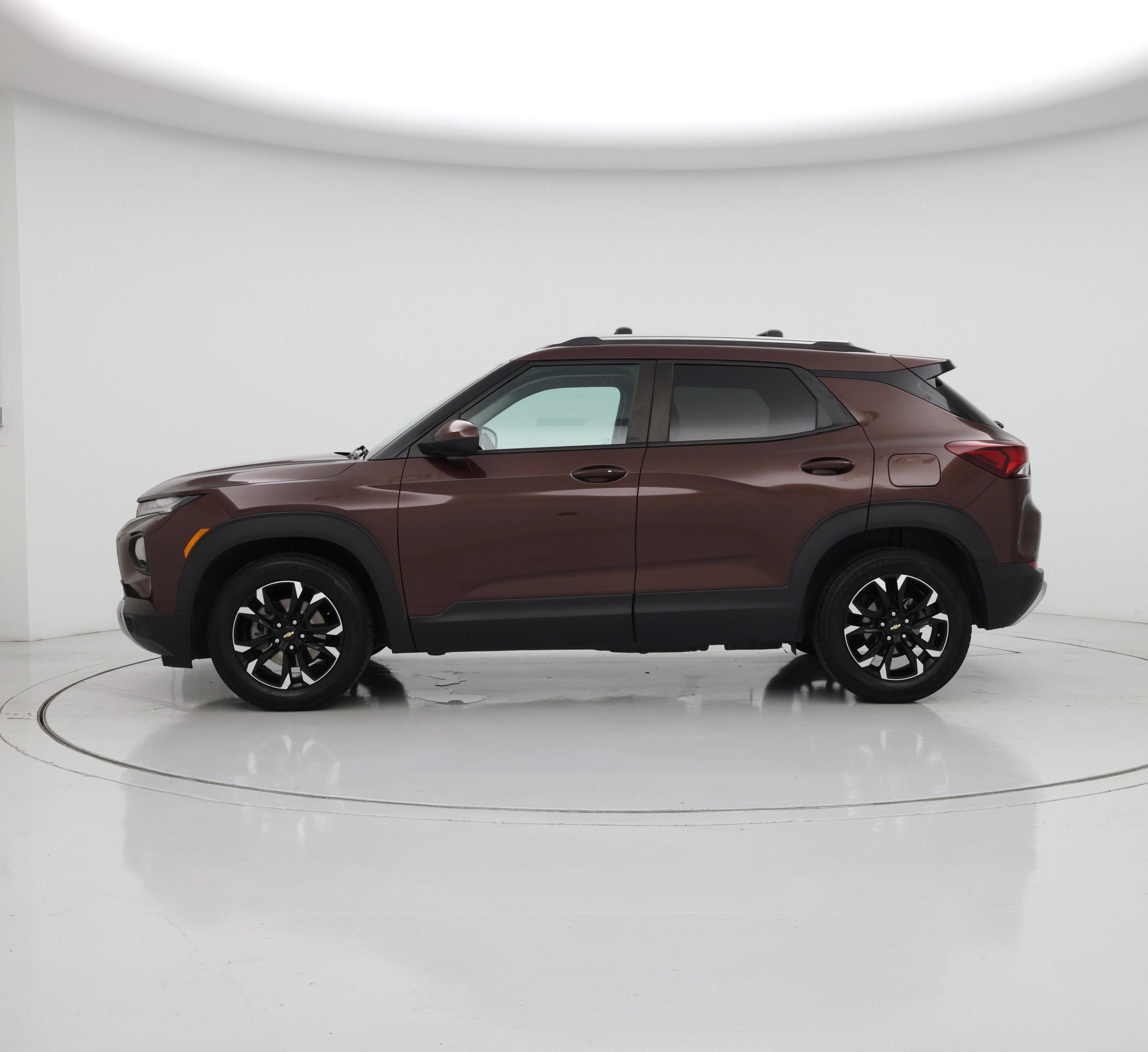 Thumbnail: 2022 Chevrolet TrailBlazer - 3