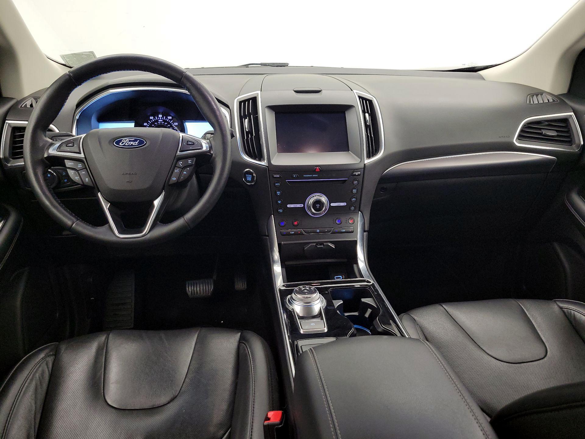 Thumbnail: 2019 Ford Edge - 9