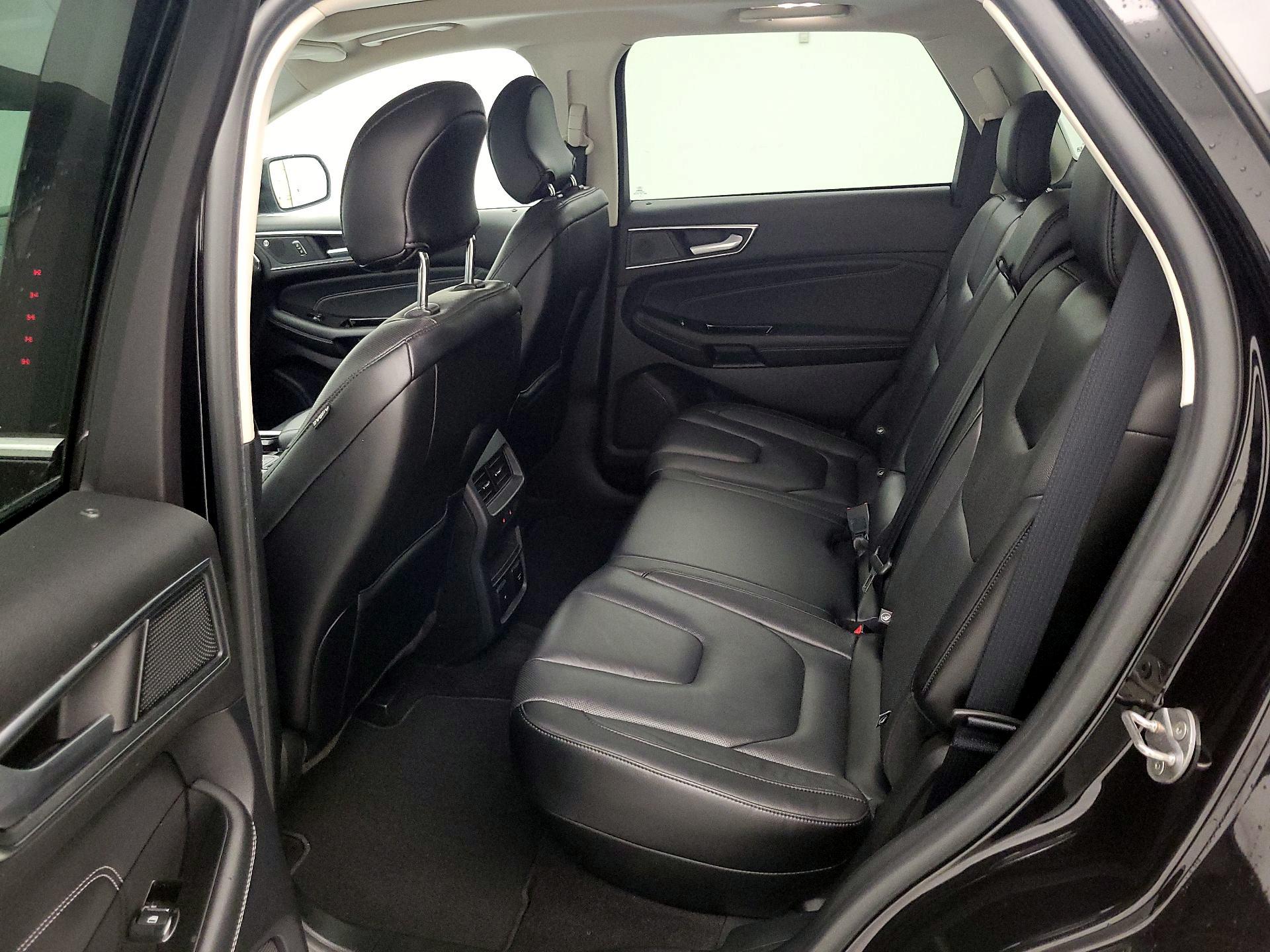Thumbnail: 2019 Ford Edge - 20