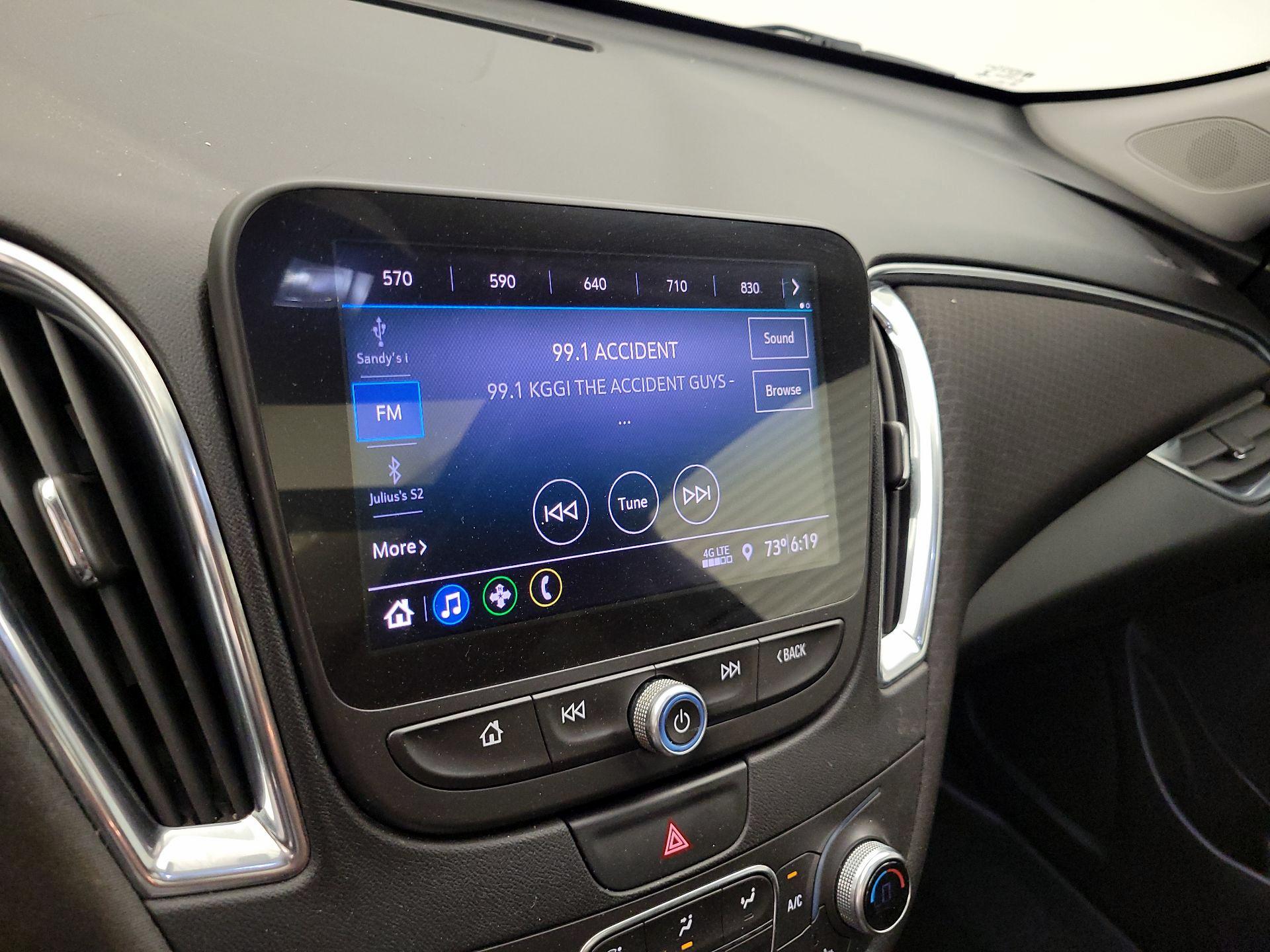 Thumbnail: 2019 Chevrolet Malibu - 14
