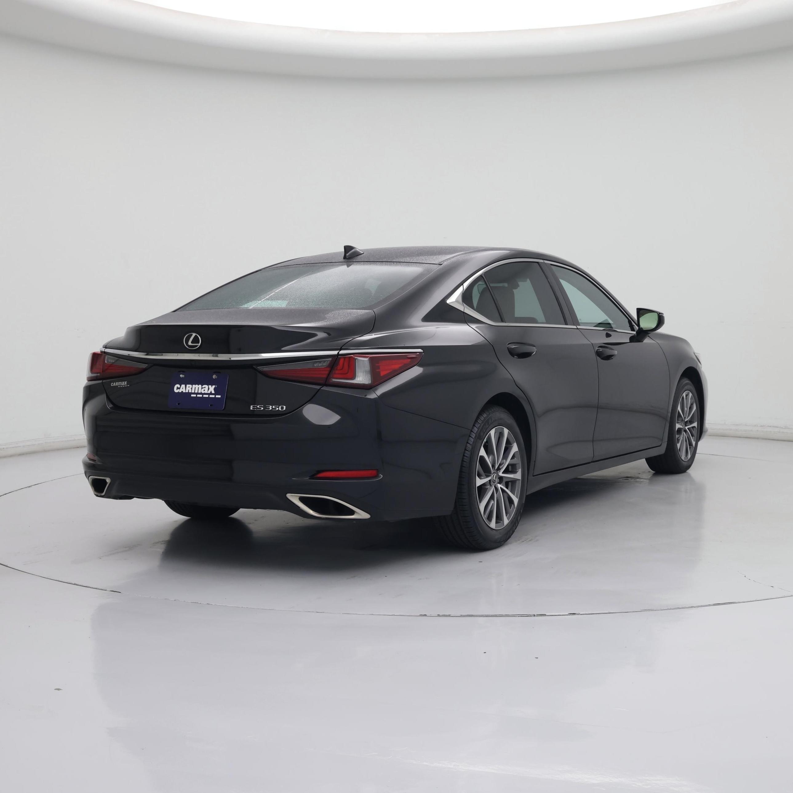 Thumbnail: 2022 Lexus ES - 8