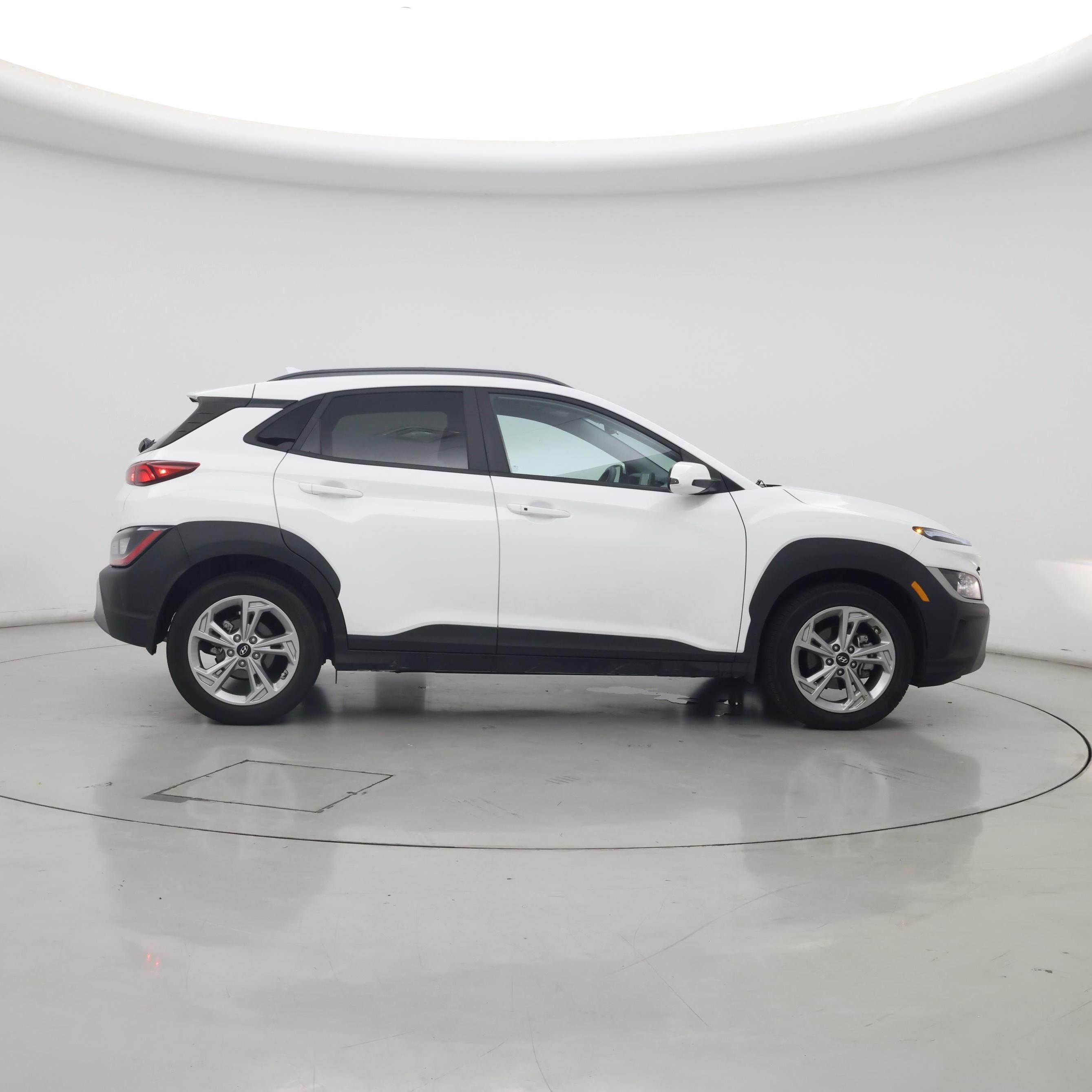 Thumbnail: 2022 Hyundai Kona - 7