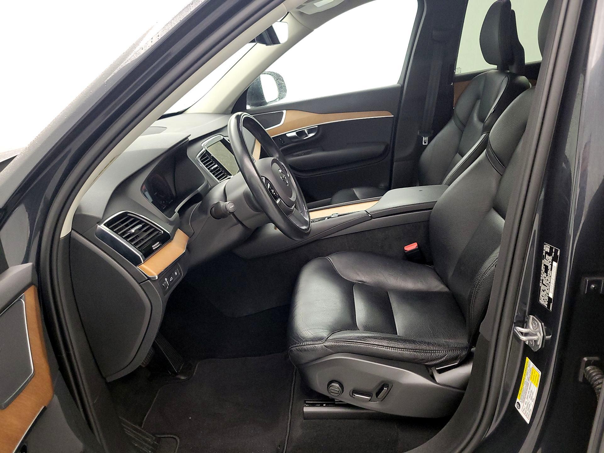 Thumbnail: 2021 Volvo XC90 - 11