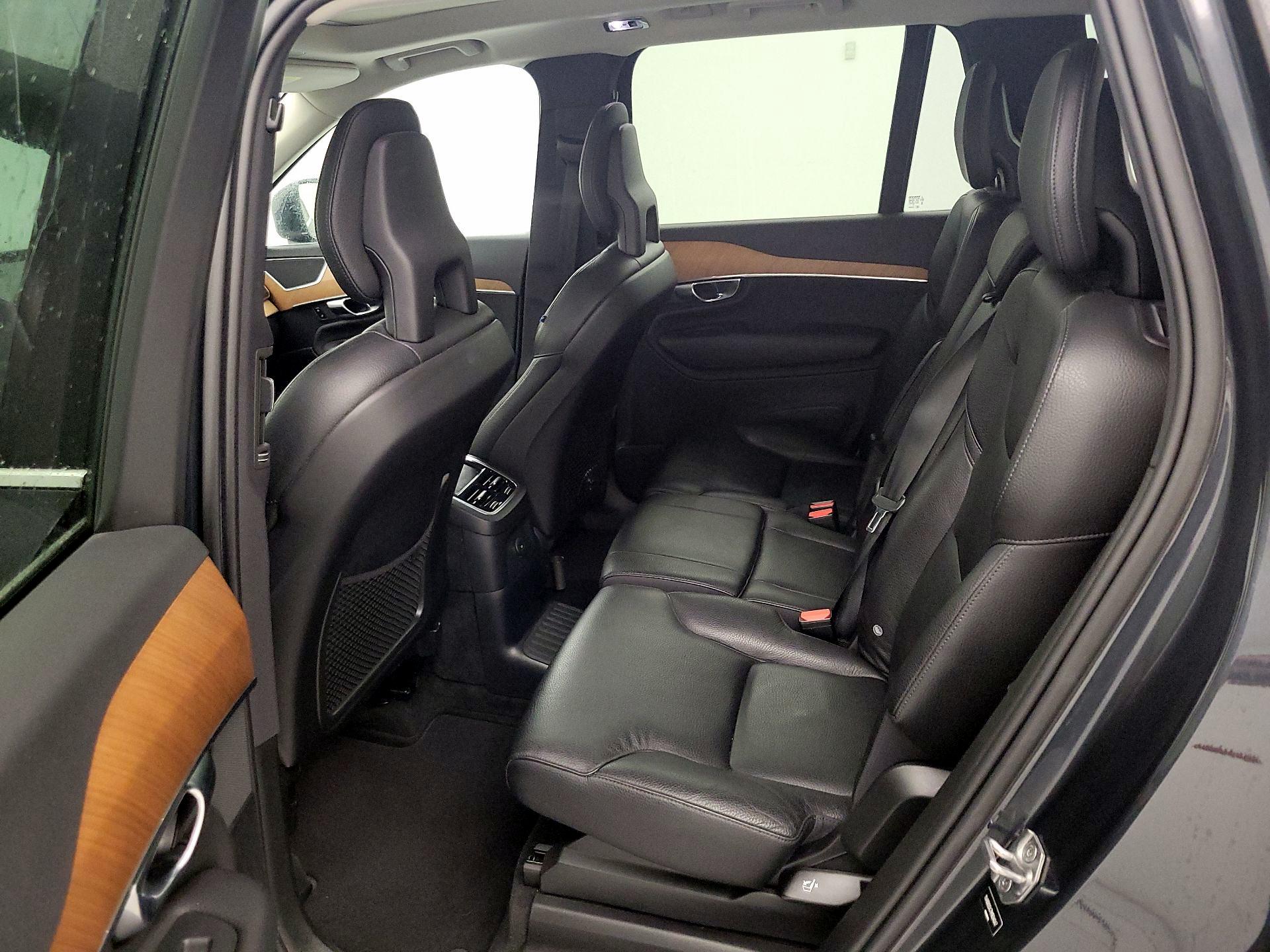 Thumbnail: 2021 Volvo XC90 - 19