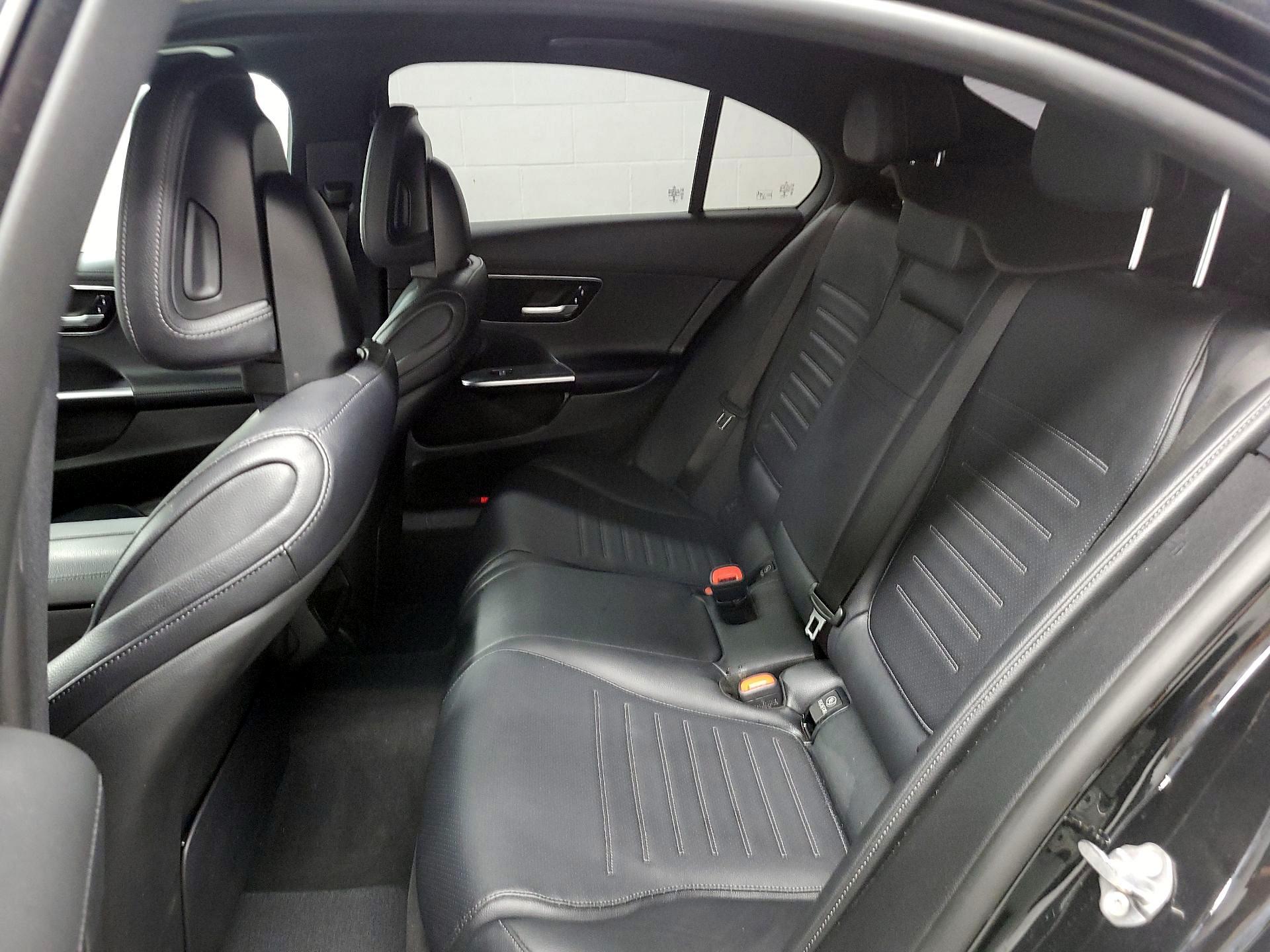 Thumbnail: 2022 Mercedes-Benz C-Class - 16