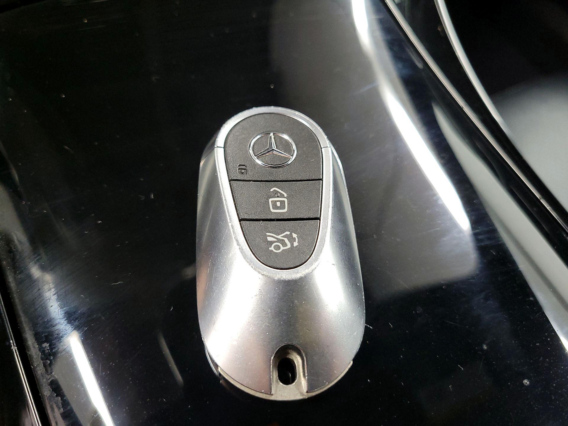 Thumbnail: 2022 Mercedes-Benz C-Class - 19