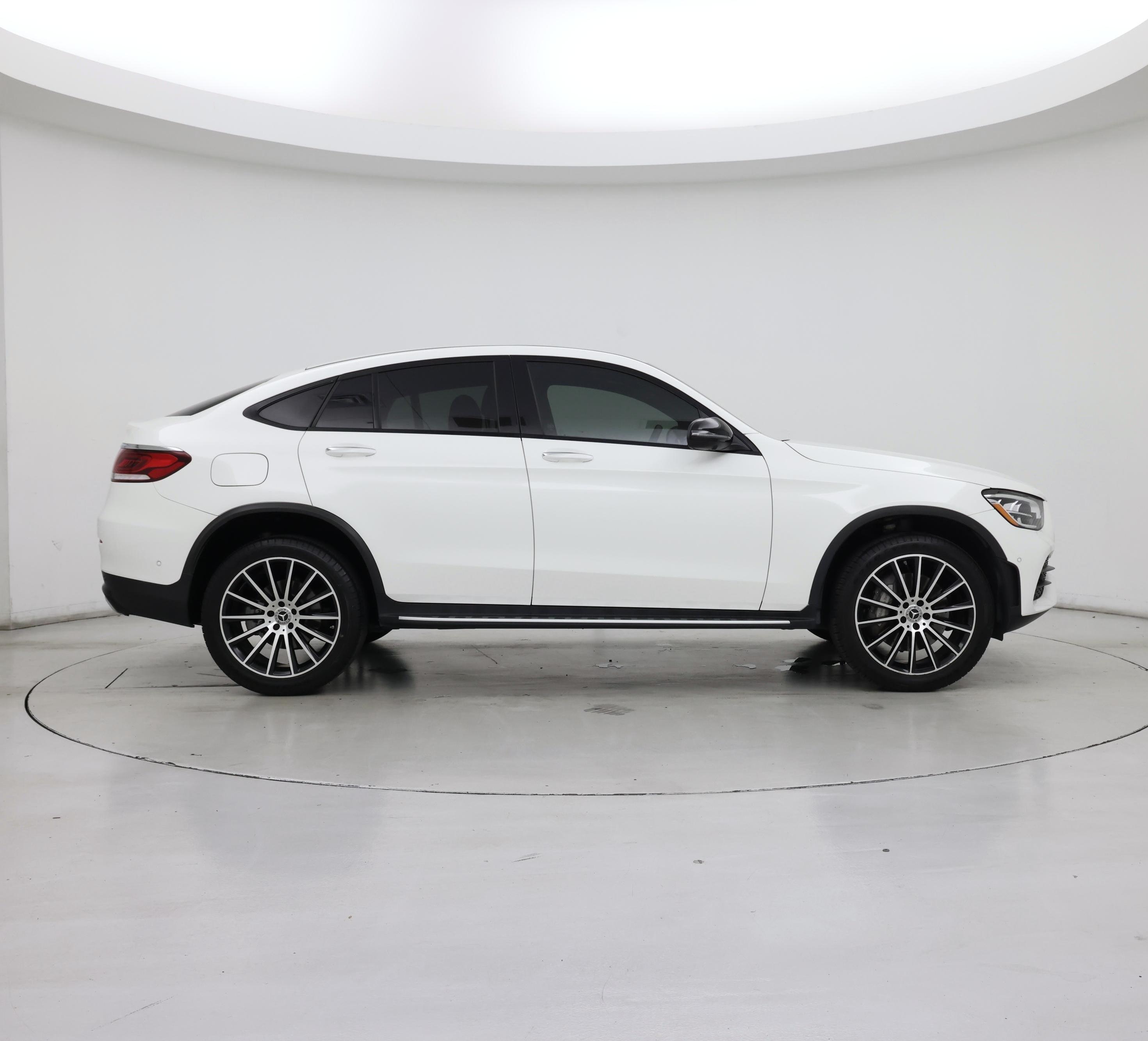 Thumbnail: 2022 Mercedes-Benz GLC - 7