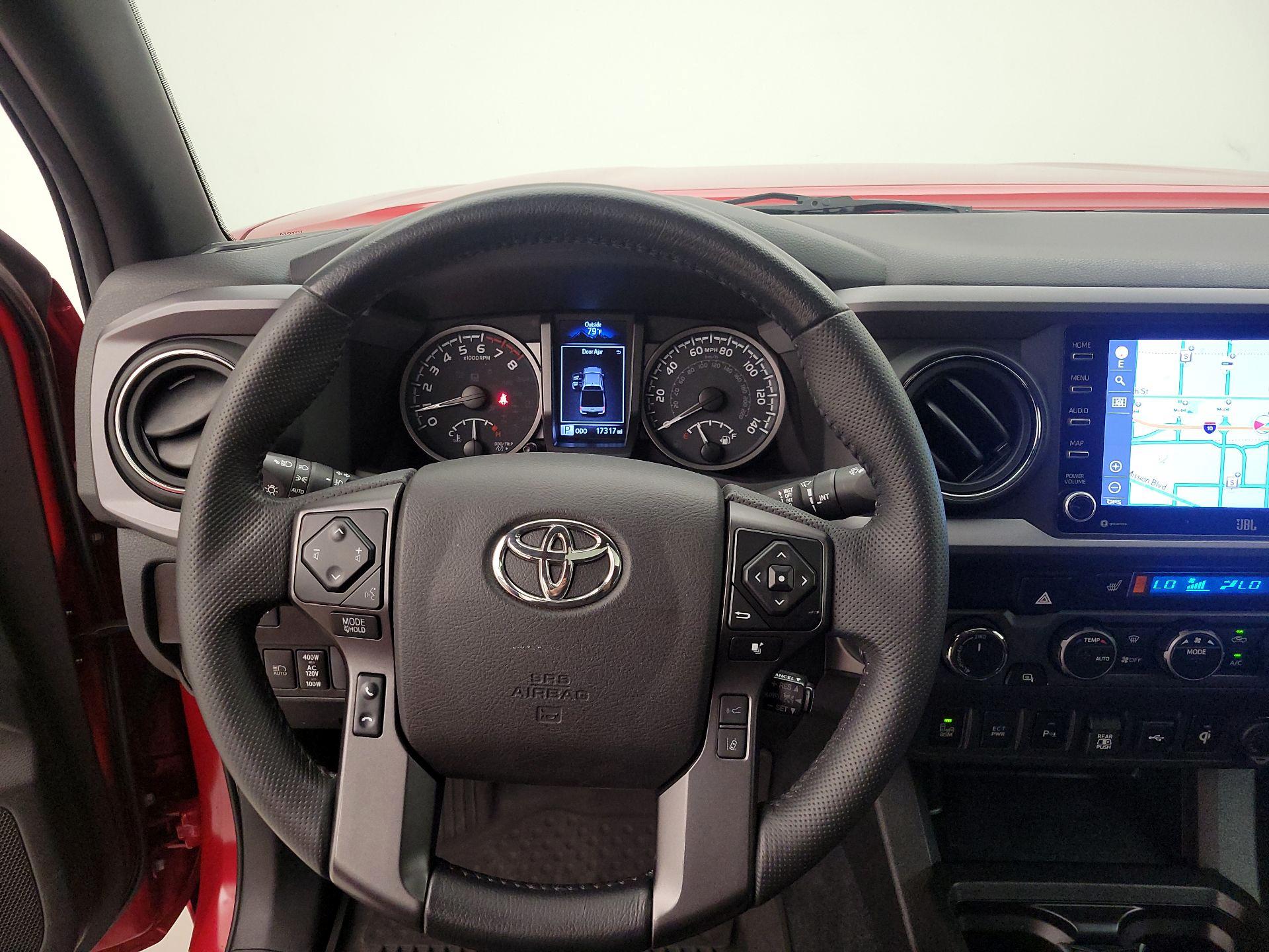 Thumbnail: 2022 Toyota Tacoma - 10