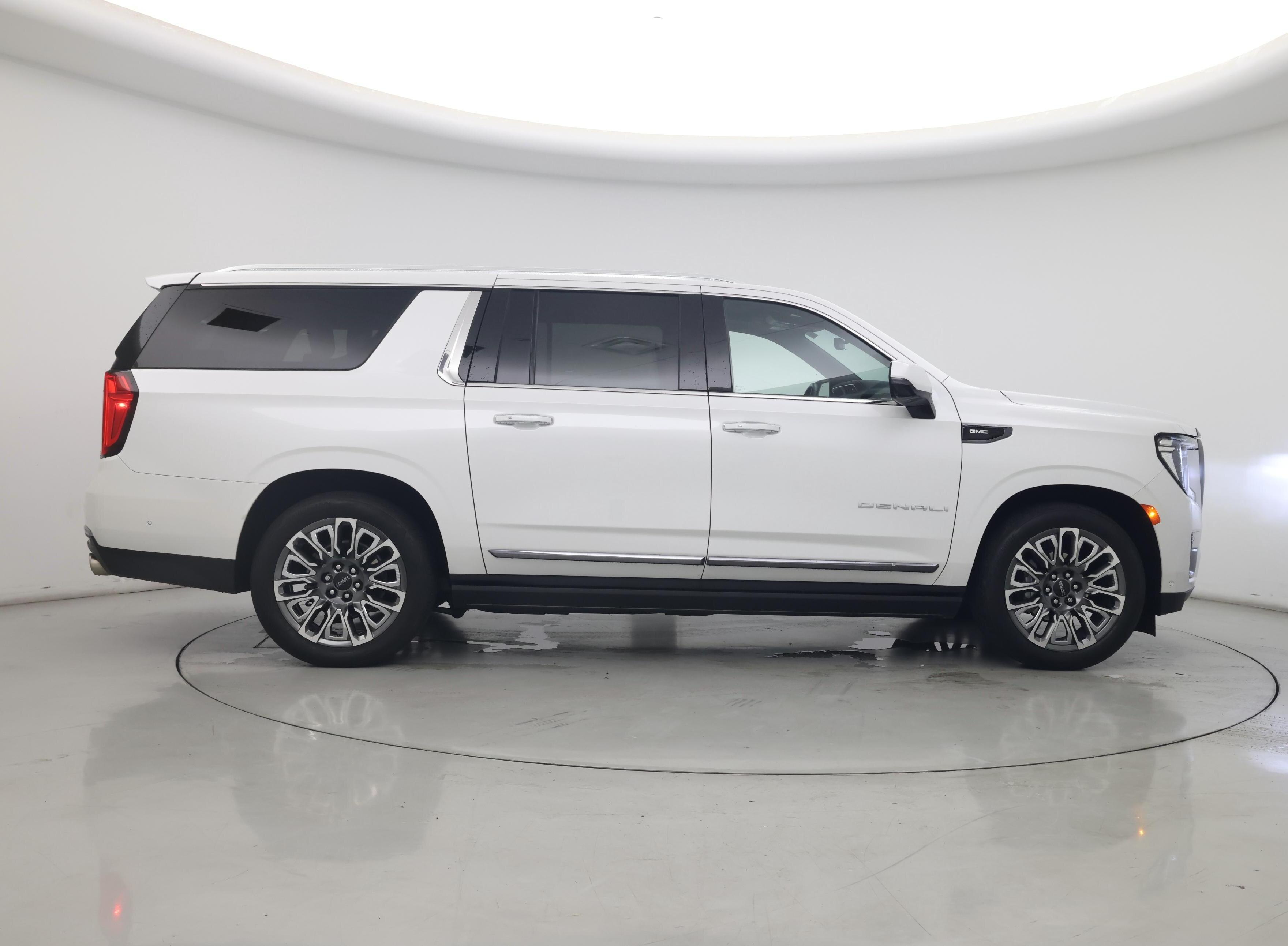 Thumbnail: 2024 GMC Yukon XL - 7