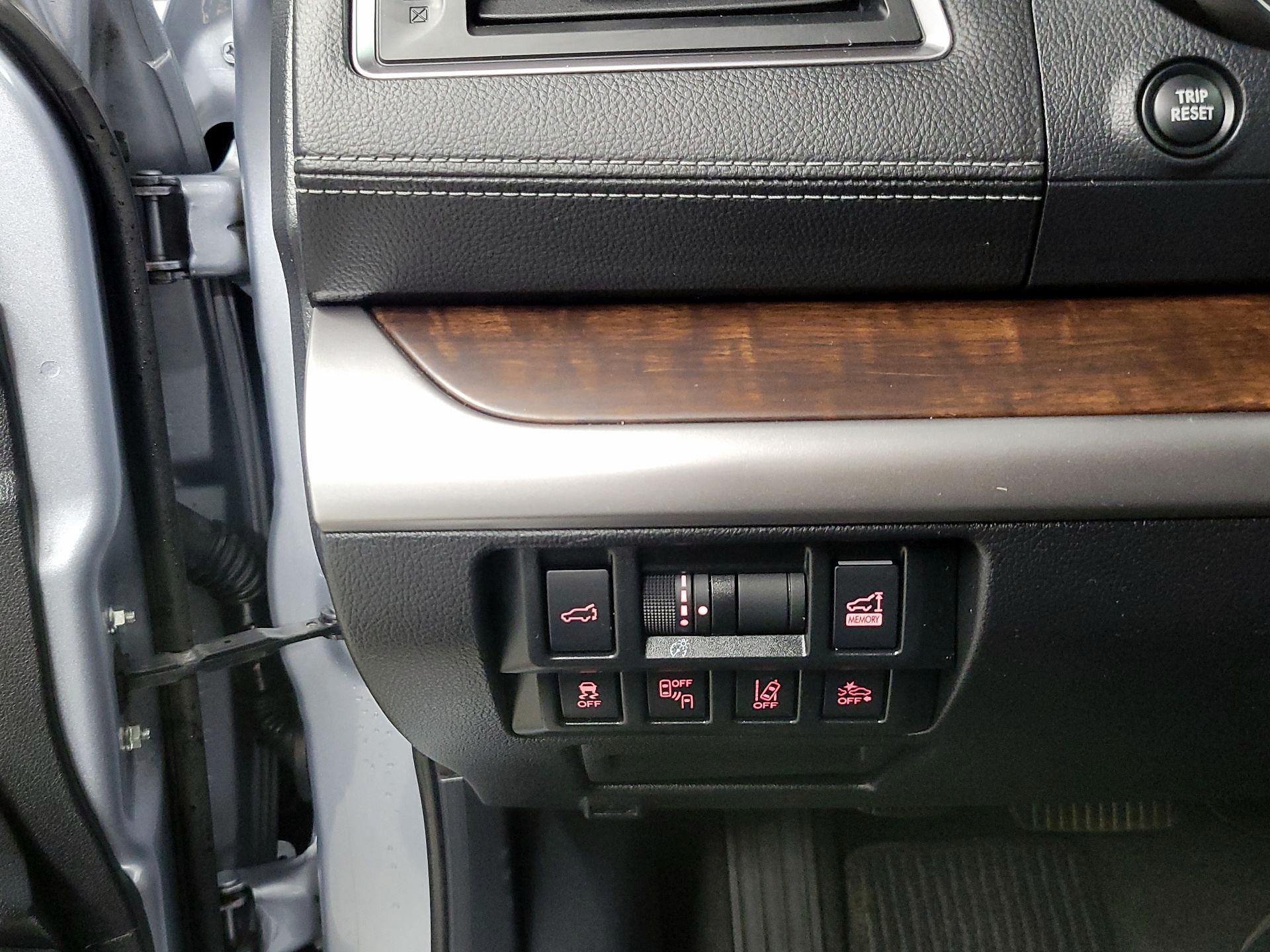 Thumbnail: 2019 Subaru Outback - 13