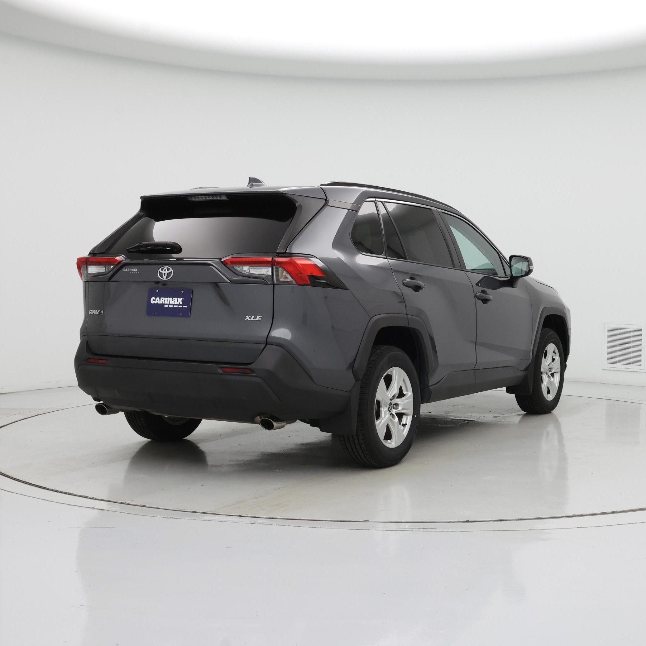 Thumbnail: 2021 Toyota RAV4 - 8