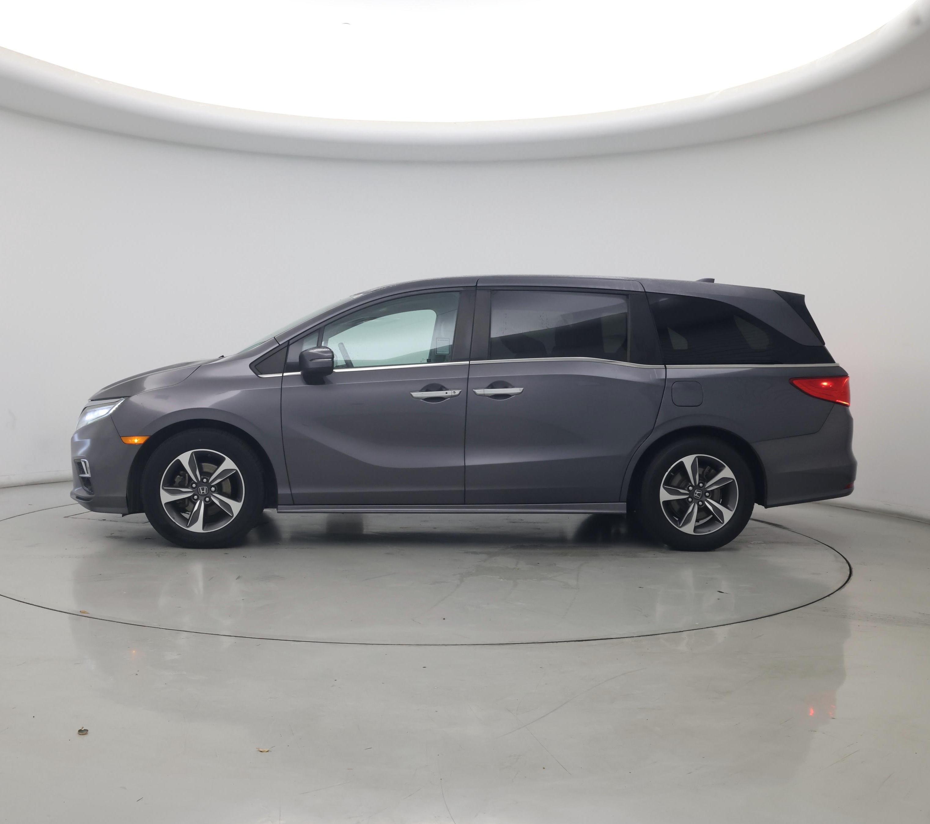 Thumbnail: 2018 Honda Odyssey - 3