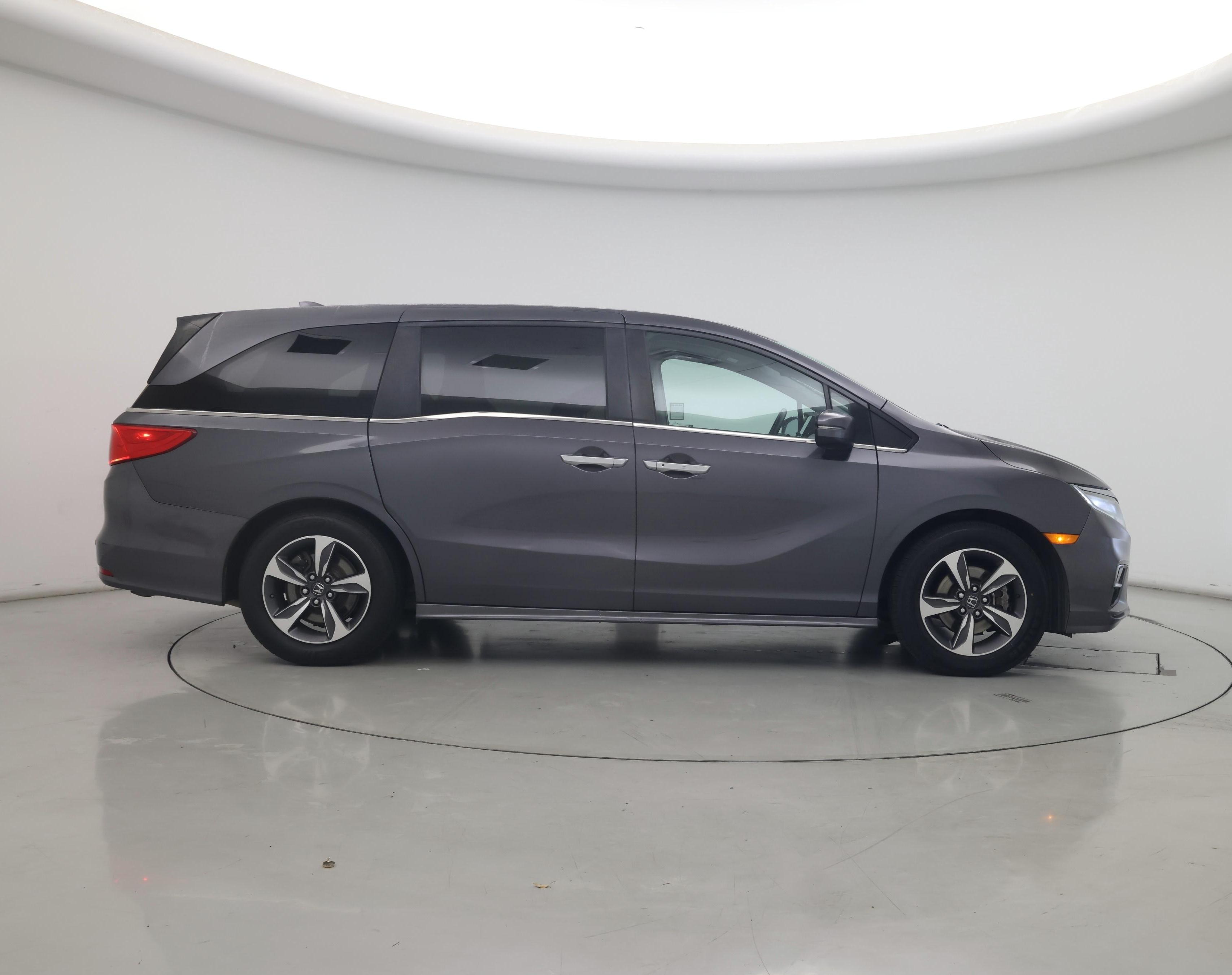 Thumbnail: 2018 Honda Odyssey - 7