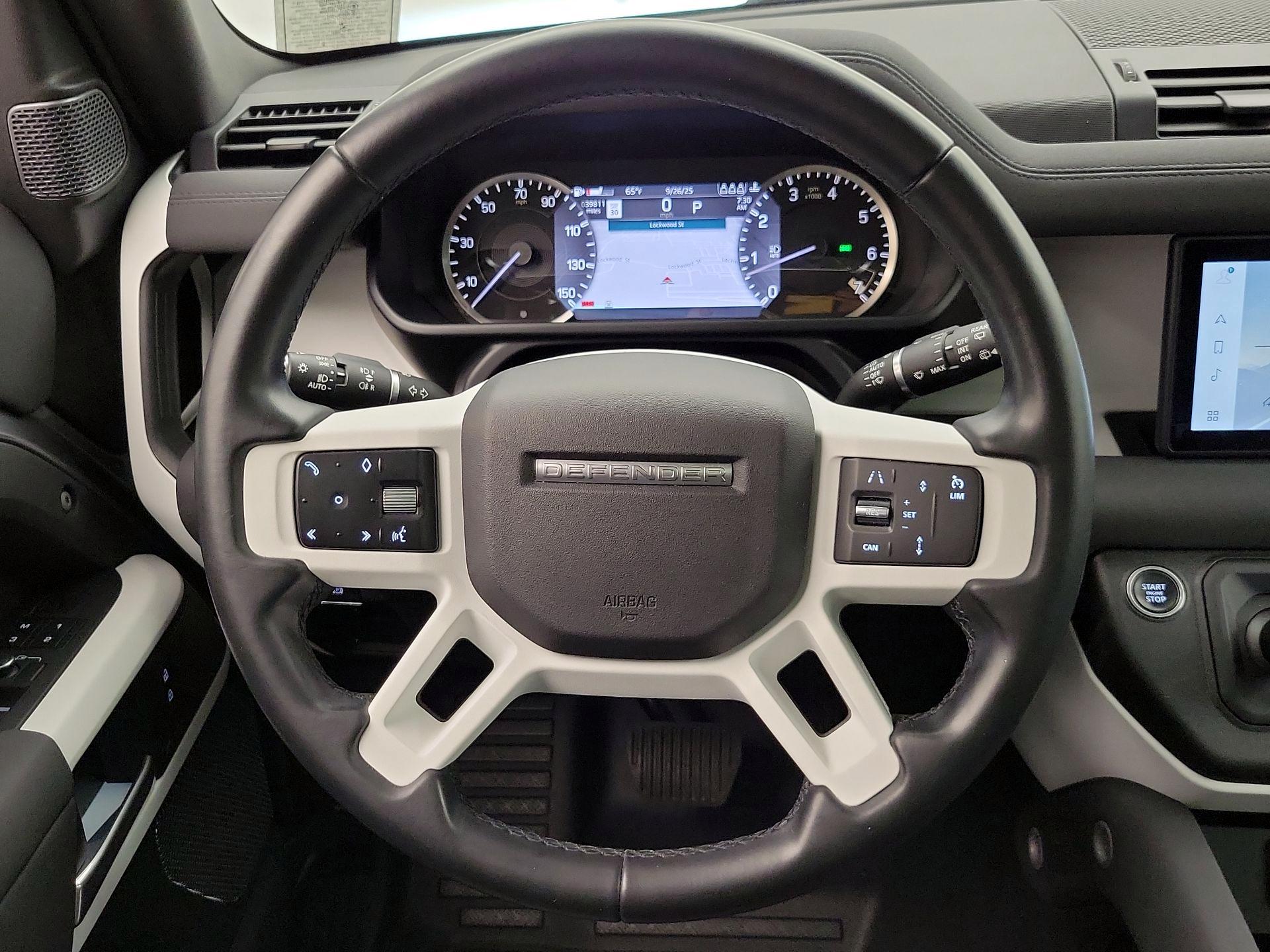 Thumbnail: 2023 Land Rover Defender - 10