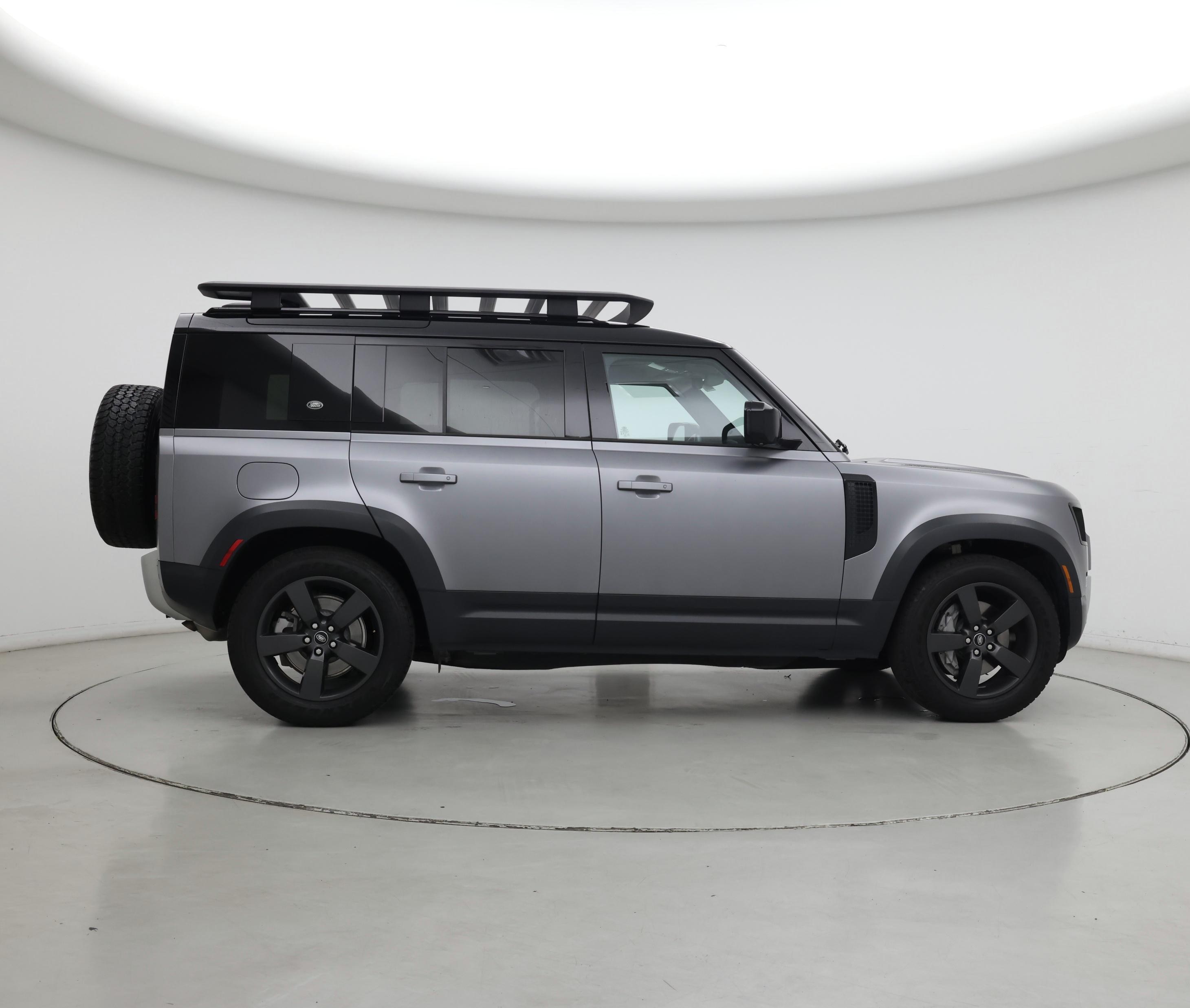 Thumbnail: 2023 Land Rover Defender - 7