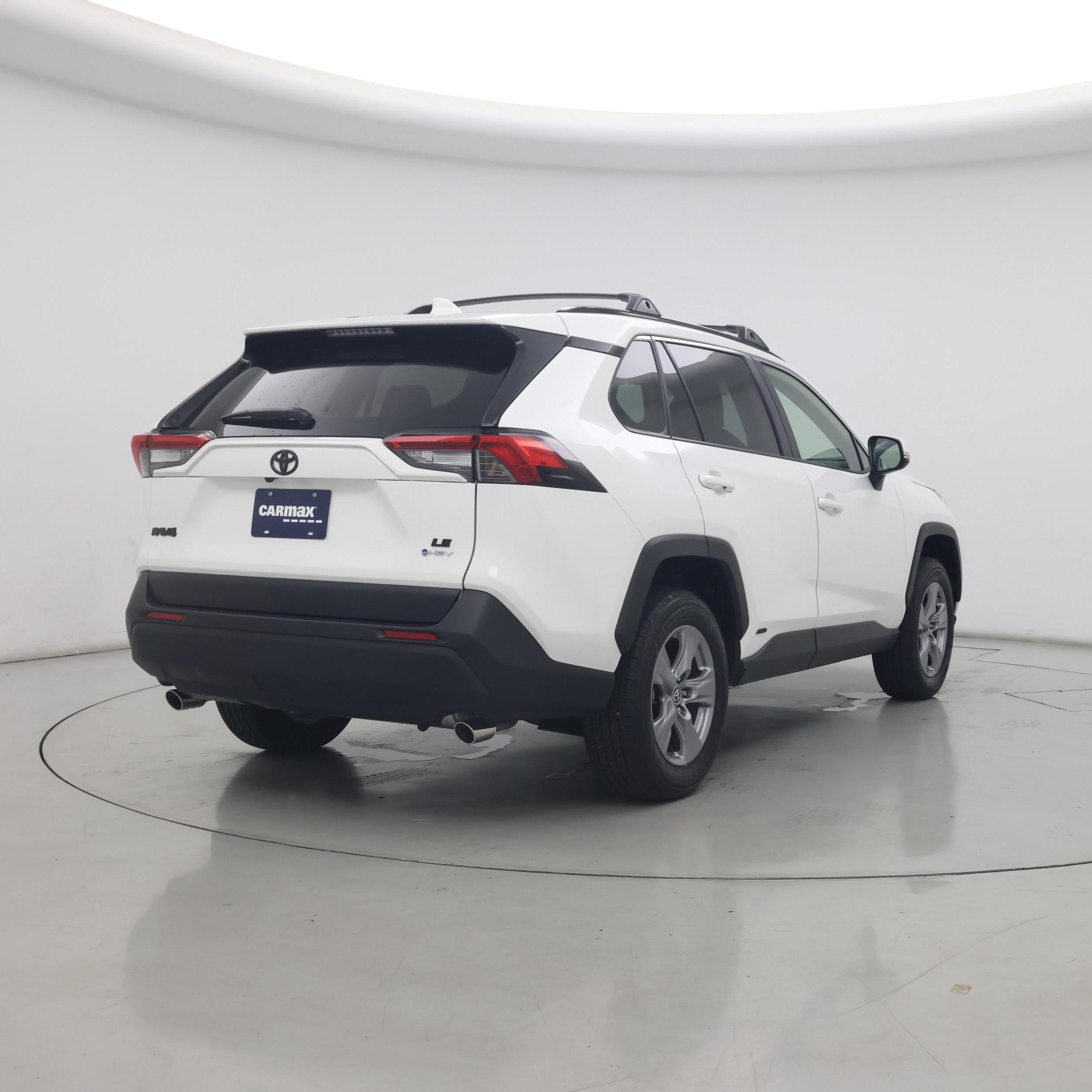 Thumbnail: 2025 Toyota RAV4 - 8