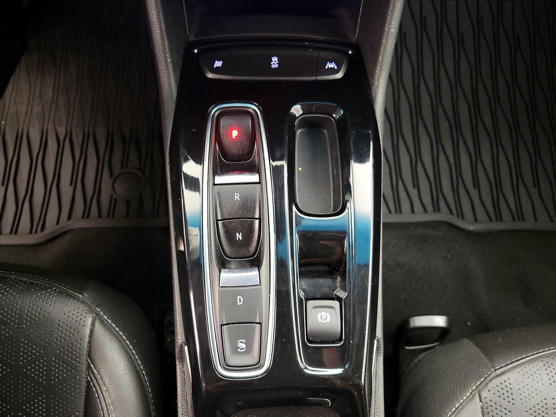 Thumbnail: 2023 Chevrolet Bolt EUV - 17