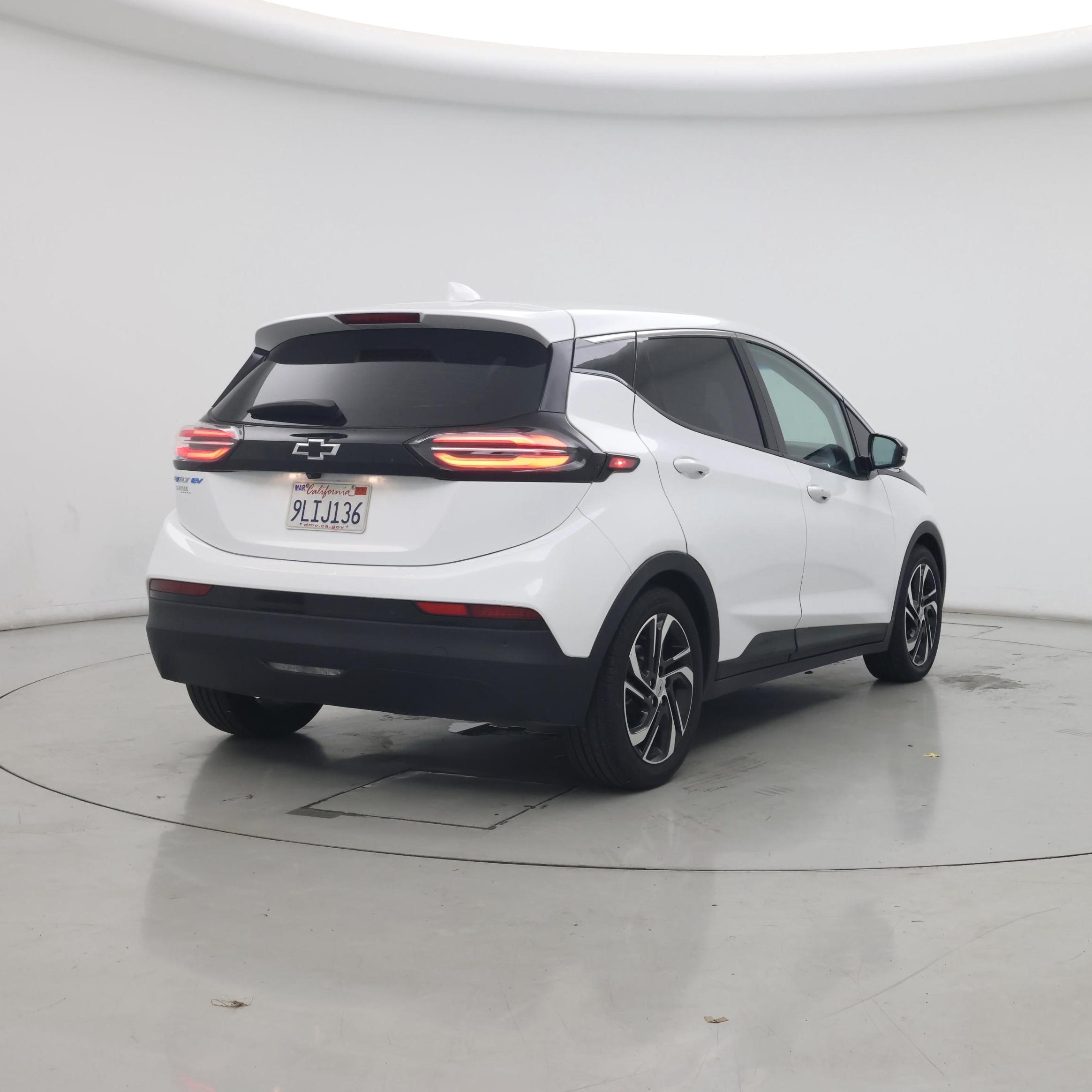 Thumbnail: 2023 Chevrolet Bolt EUV - 8