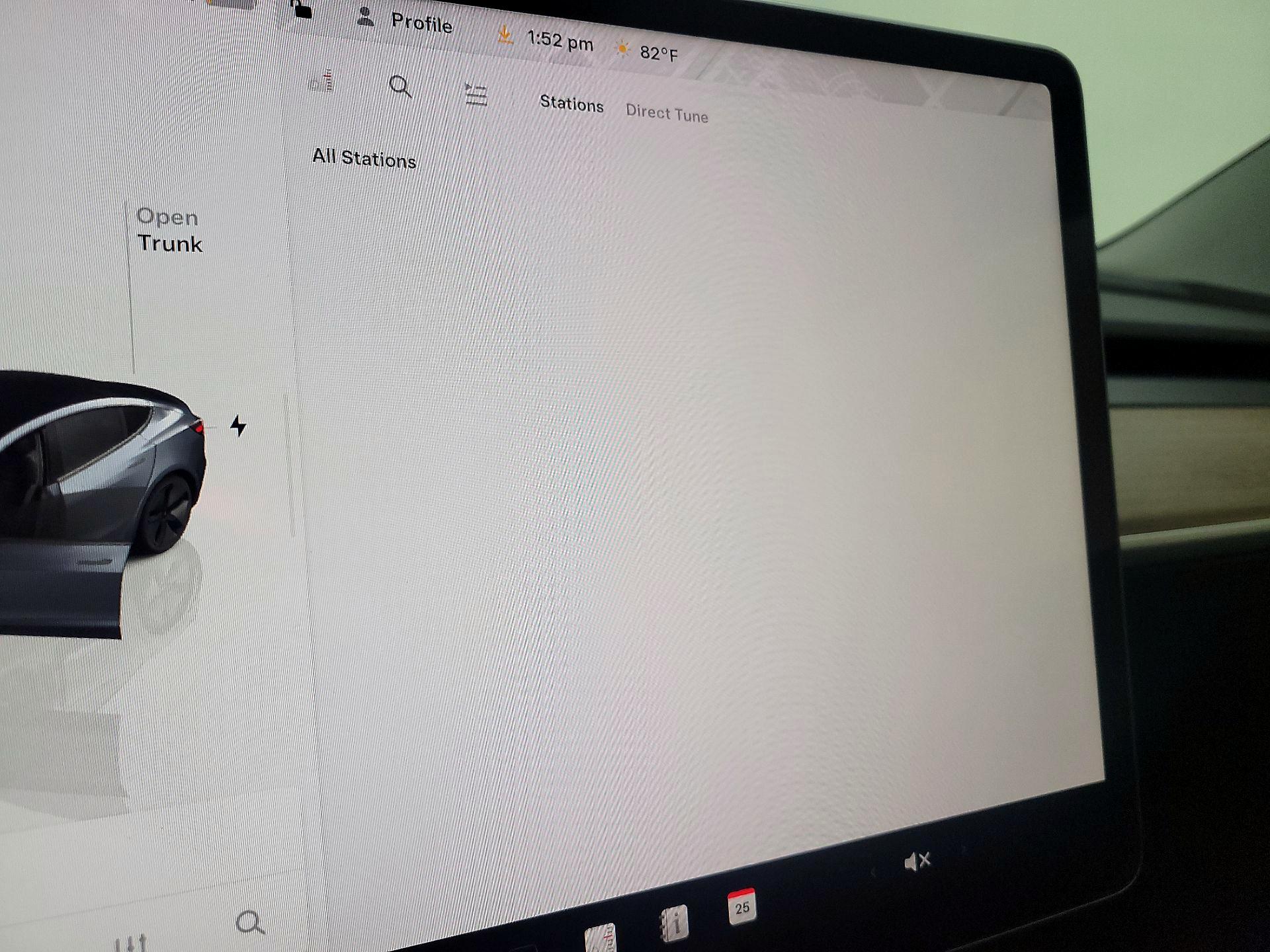 Thumbnail: 2023 Tesla Model 3 - 15