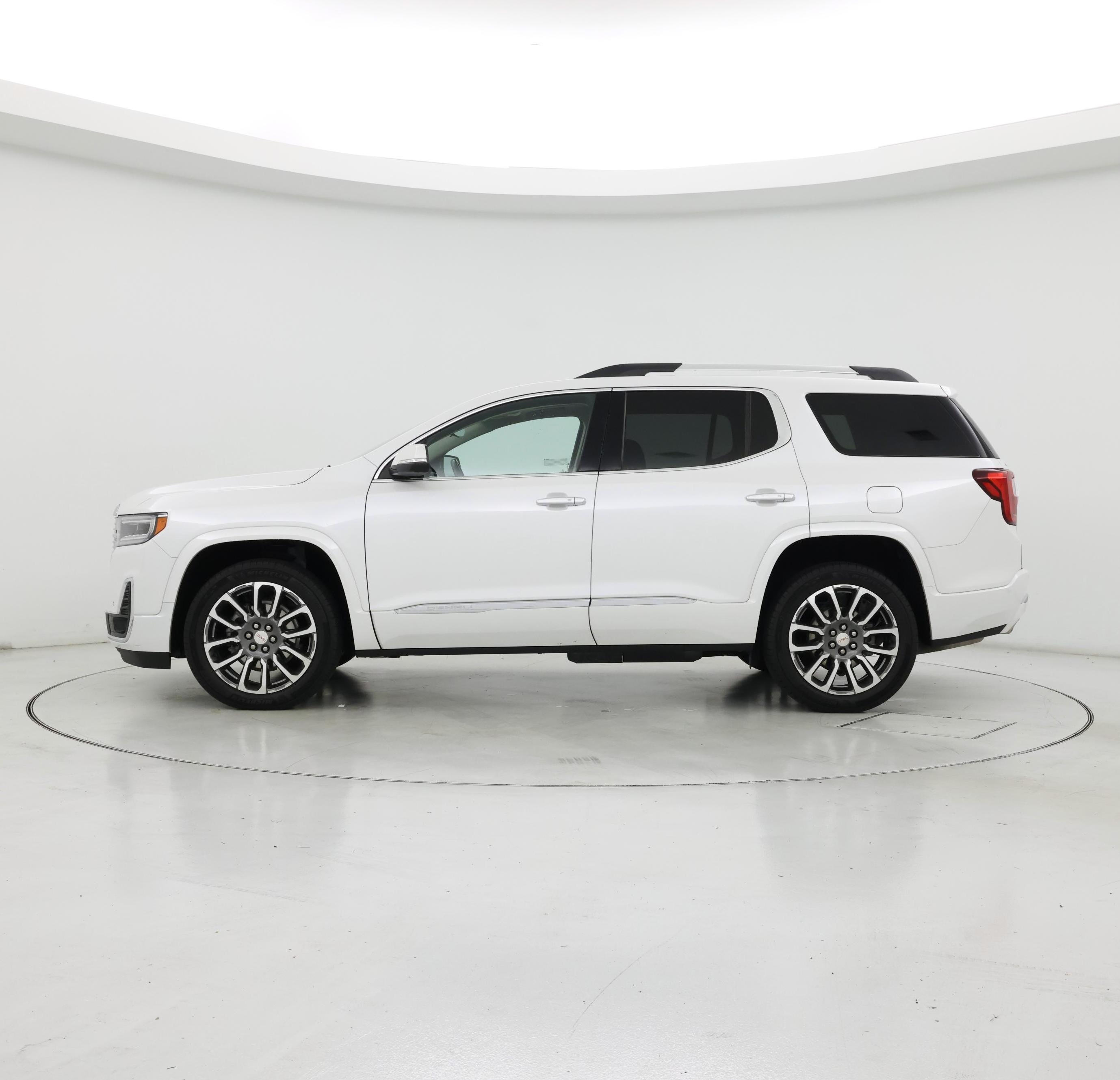 Thumbnail: 2022 GMC Acadia - 3