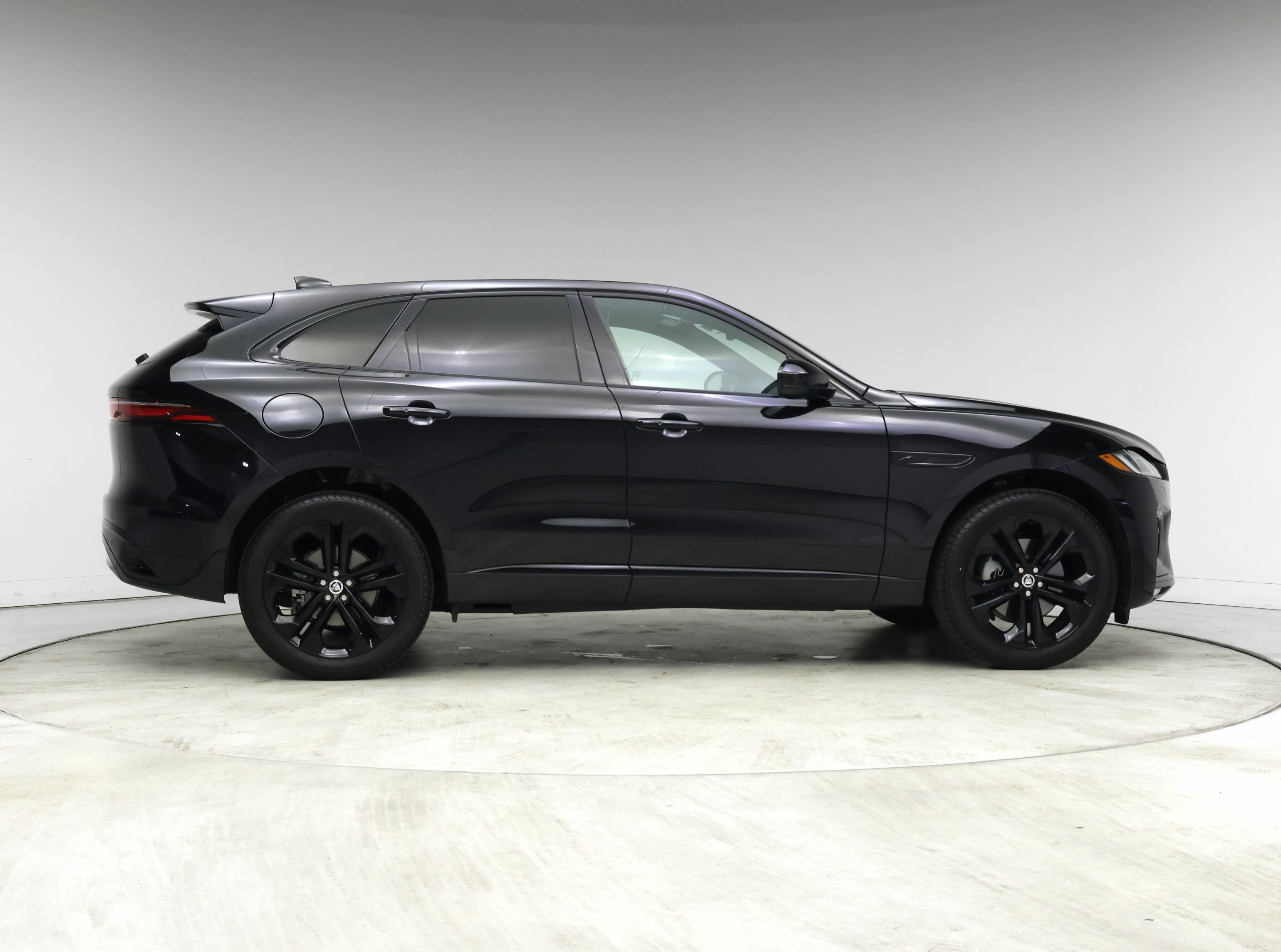 Thumbnail: 2024 Jaguar F-Pace - 7