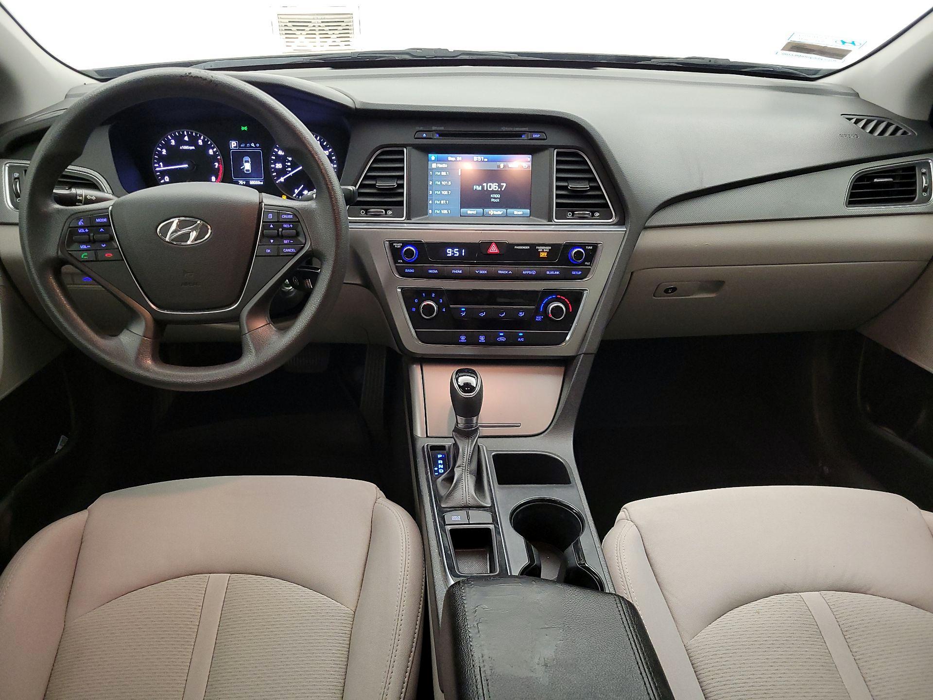 Thumbnail: 2016 Hyundai Sonata - 9
