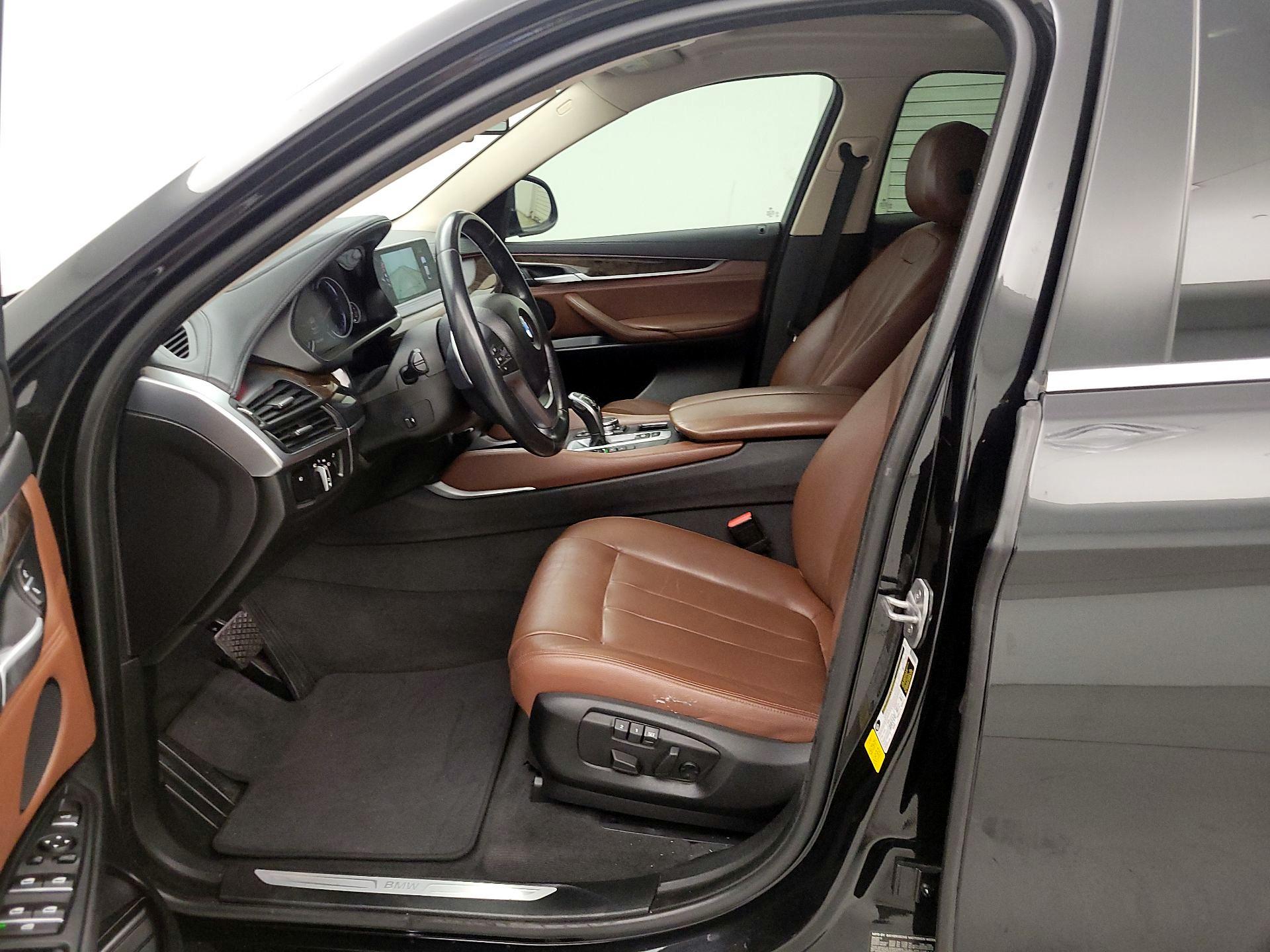 Thumbnail: 2015 BMW X6 - 11