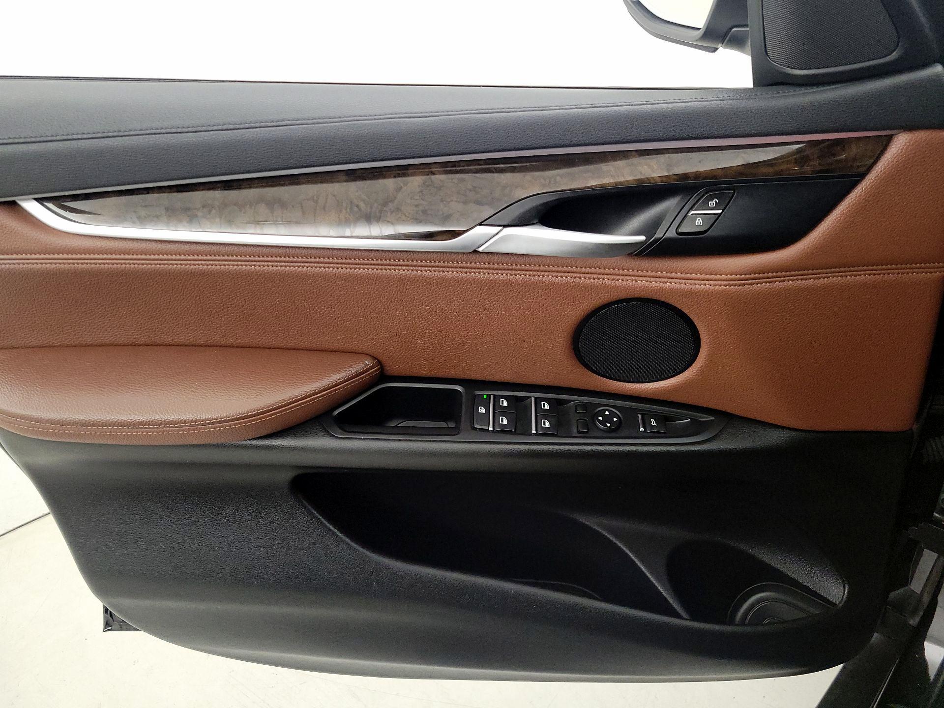 Thumbnail: 2015 BMW X6 - 12