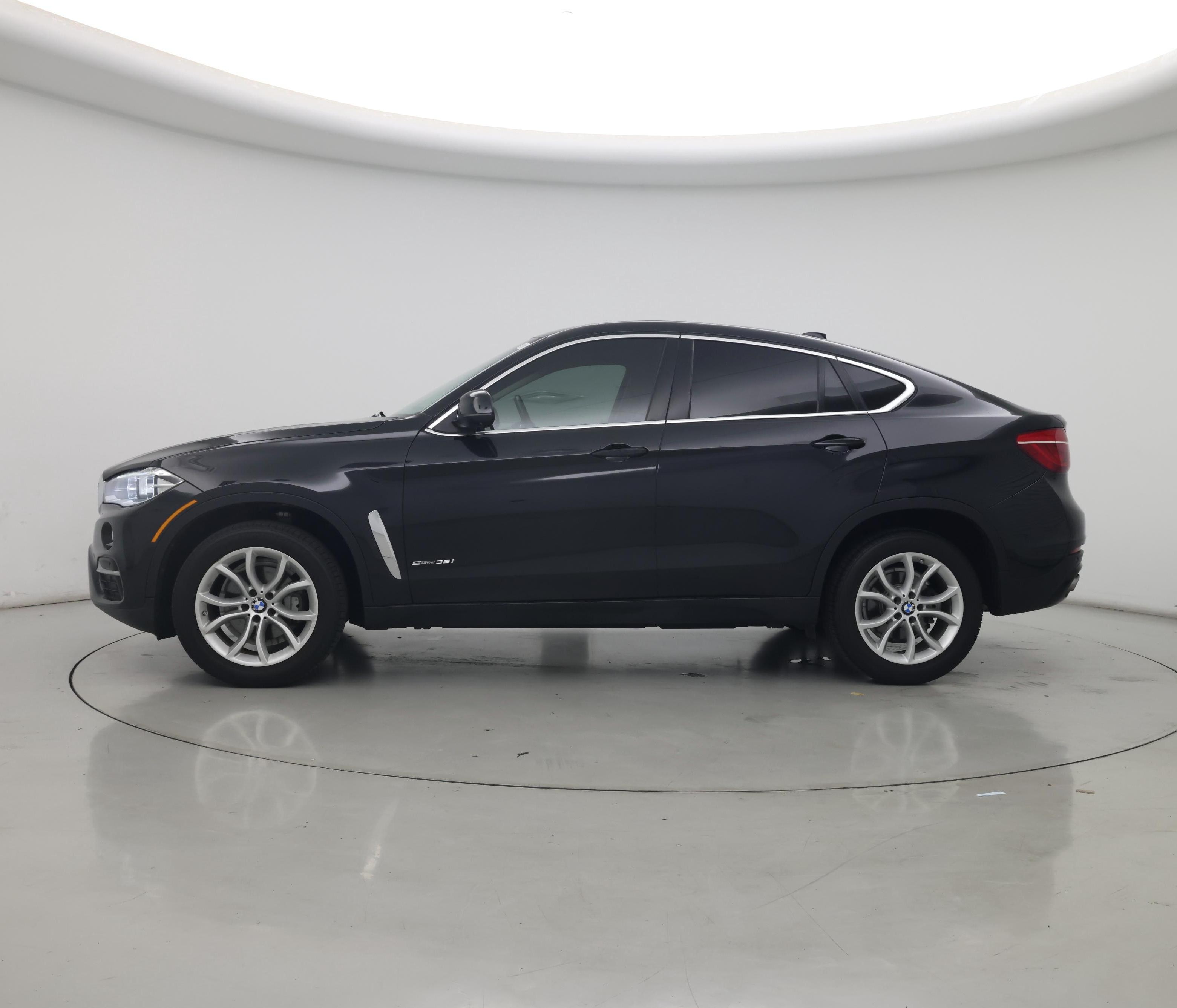 Thumbnail: 2015 BMW X6 - 3