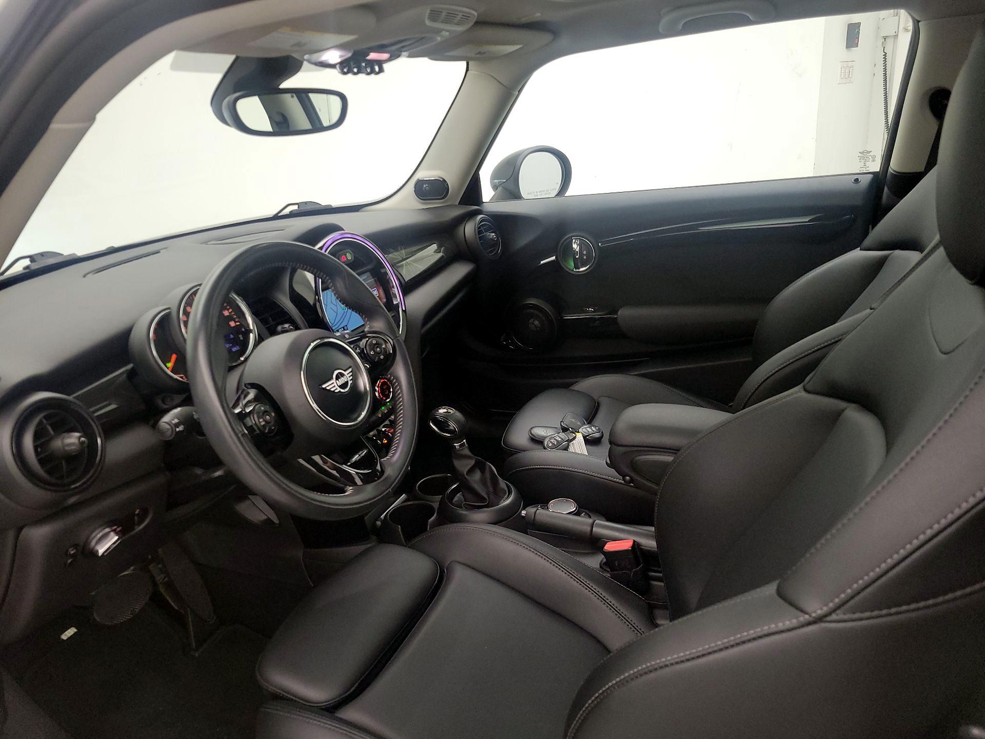 Thumbnail: 2019 MINI Cooper Hardtop - 11