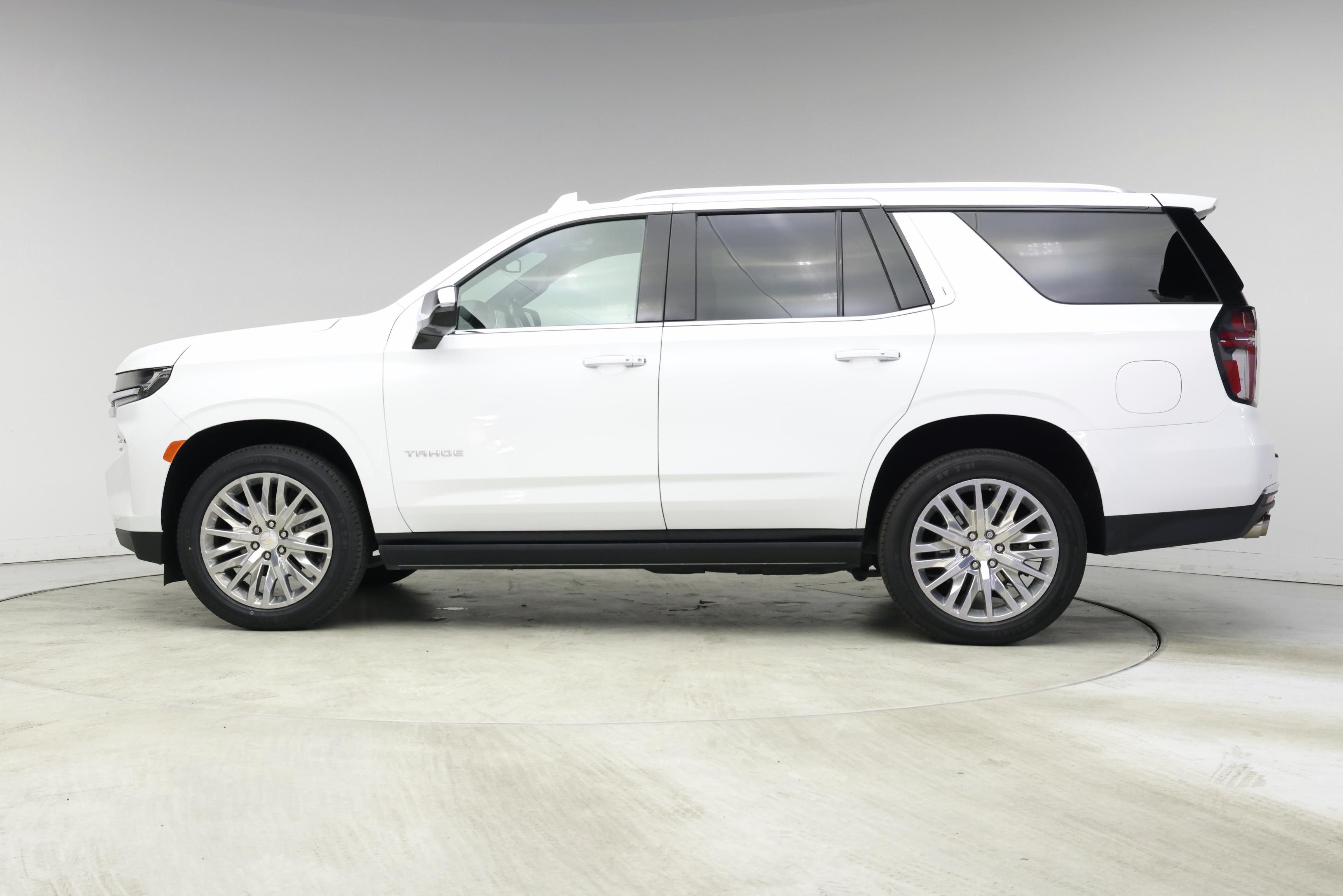 Thumbnail: 2023 Chevrolet Tahoe - 3