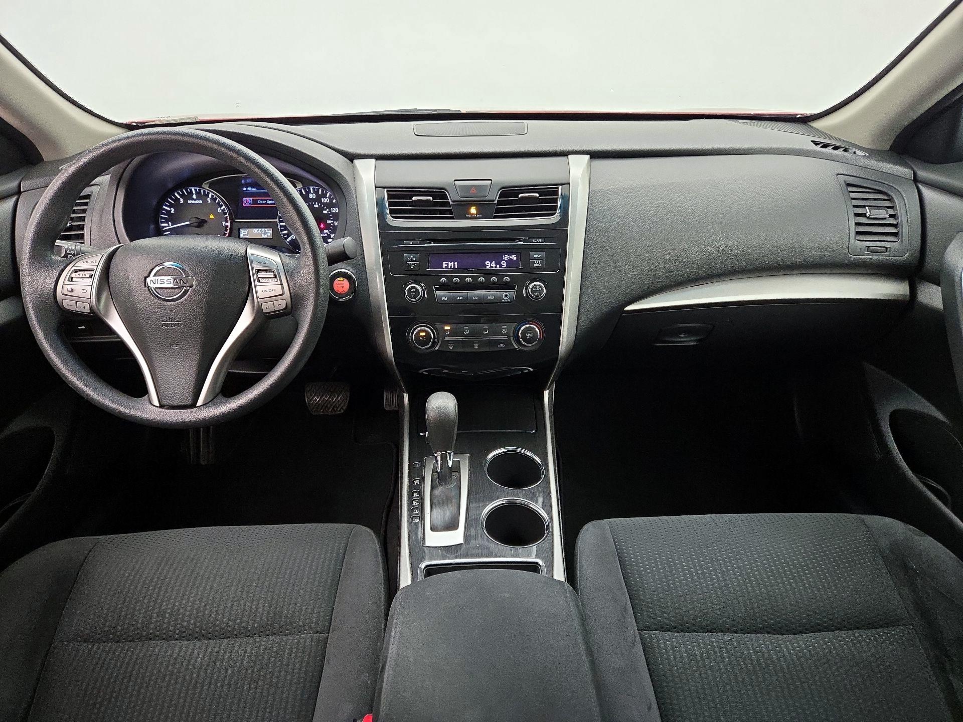 Thumbnail: 2014 Nissan Altima - 9
