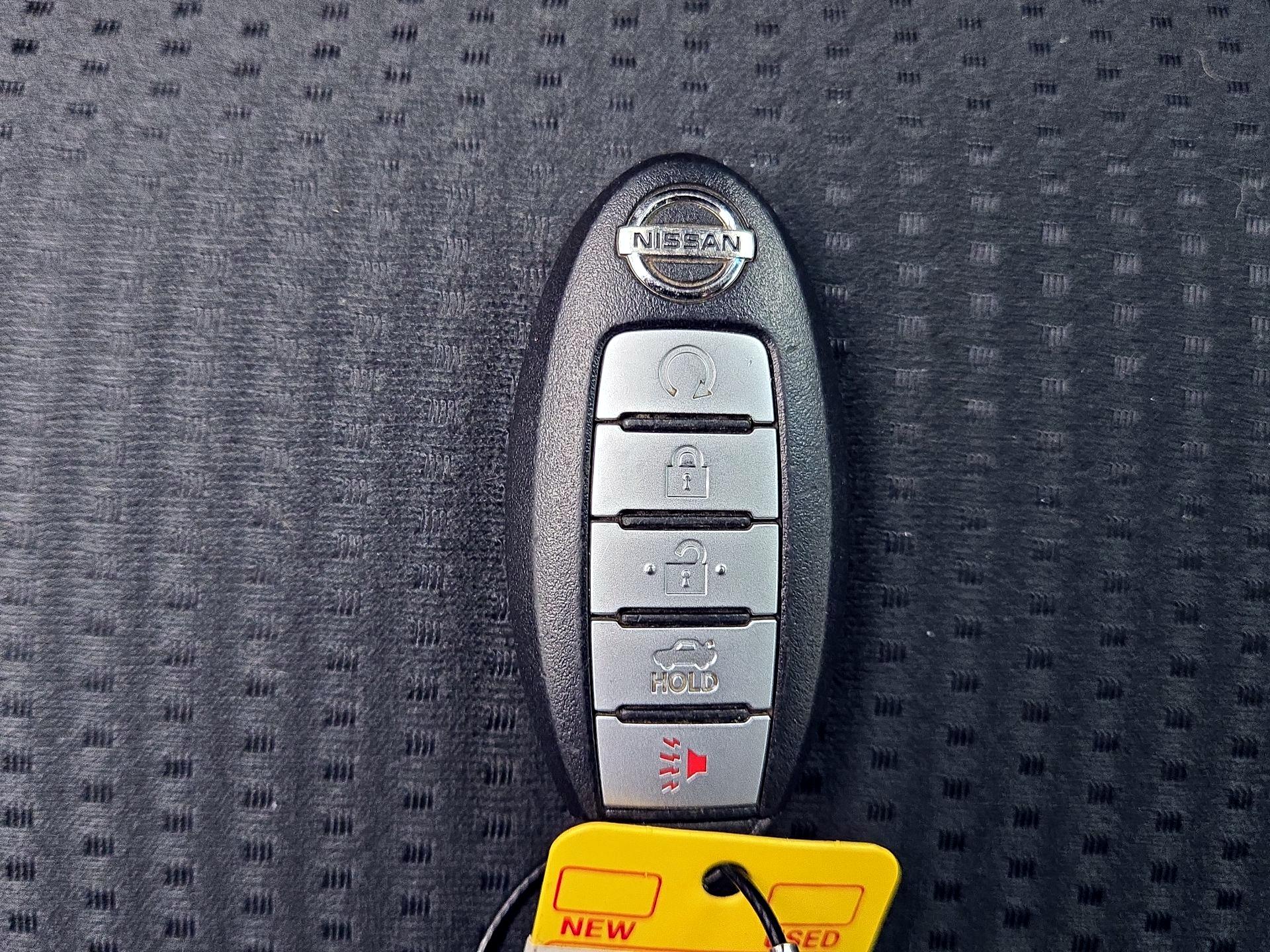 Thumbnail: 2014 Nissan Altima - 20