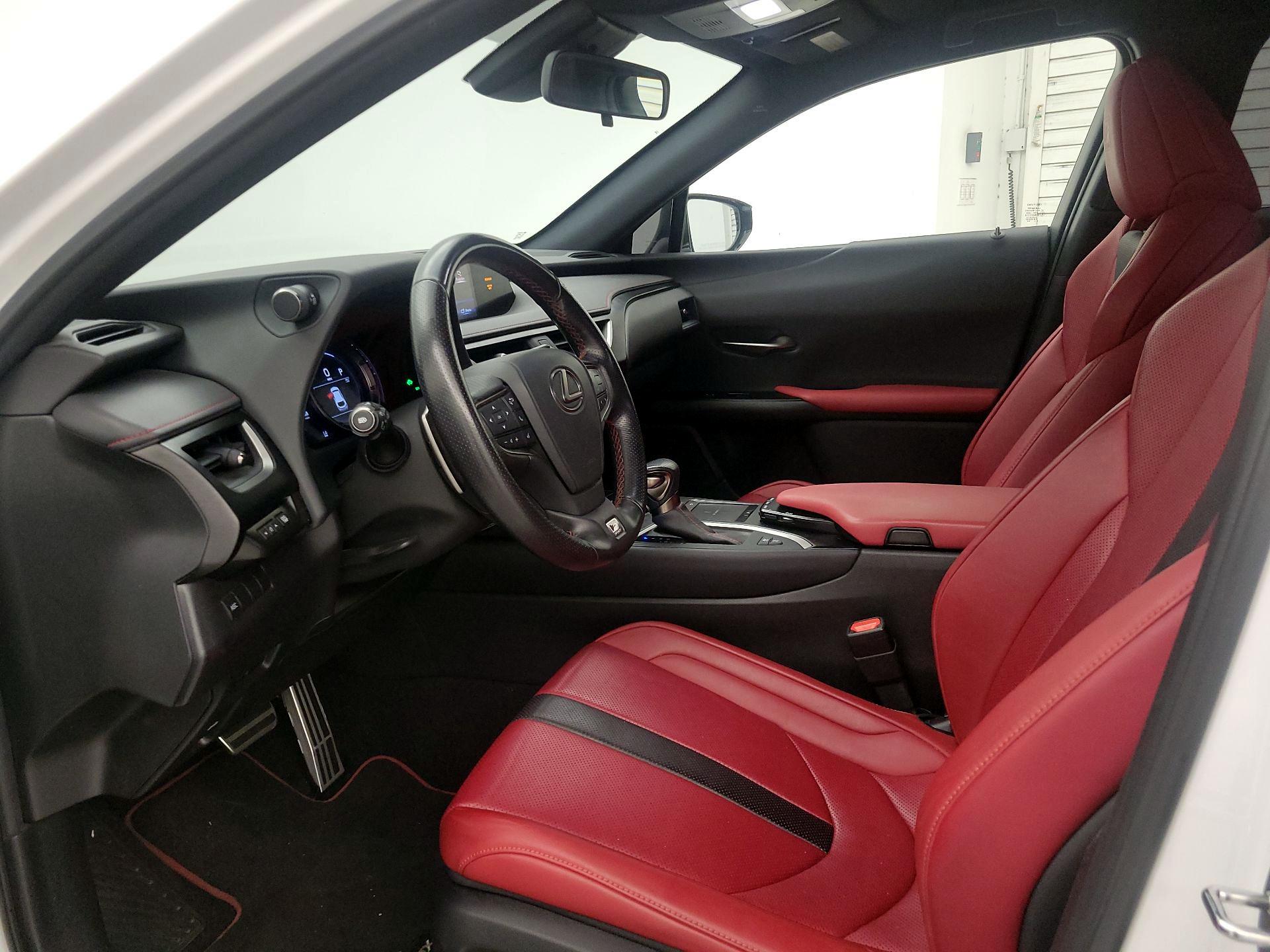 Thumbnail: 2020 Lexus UX - 11