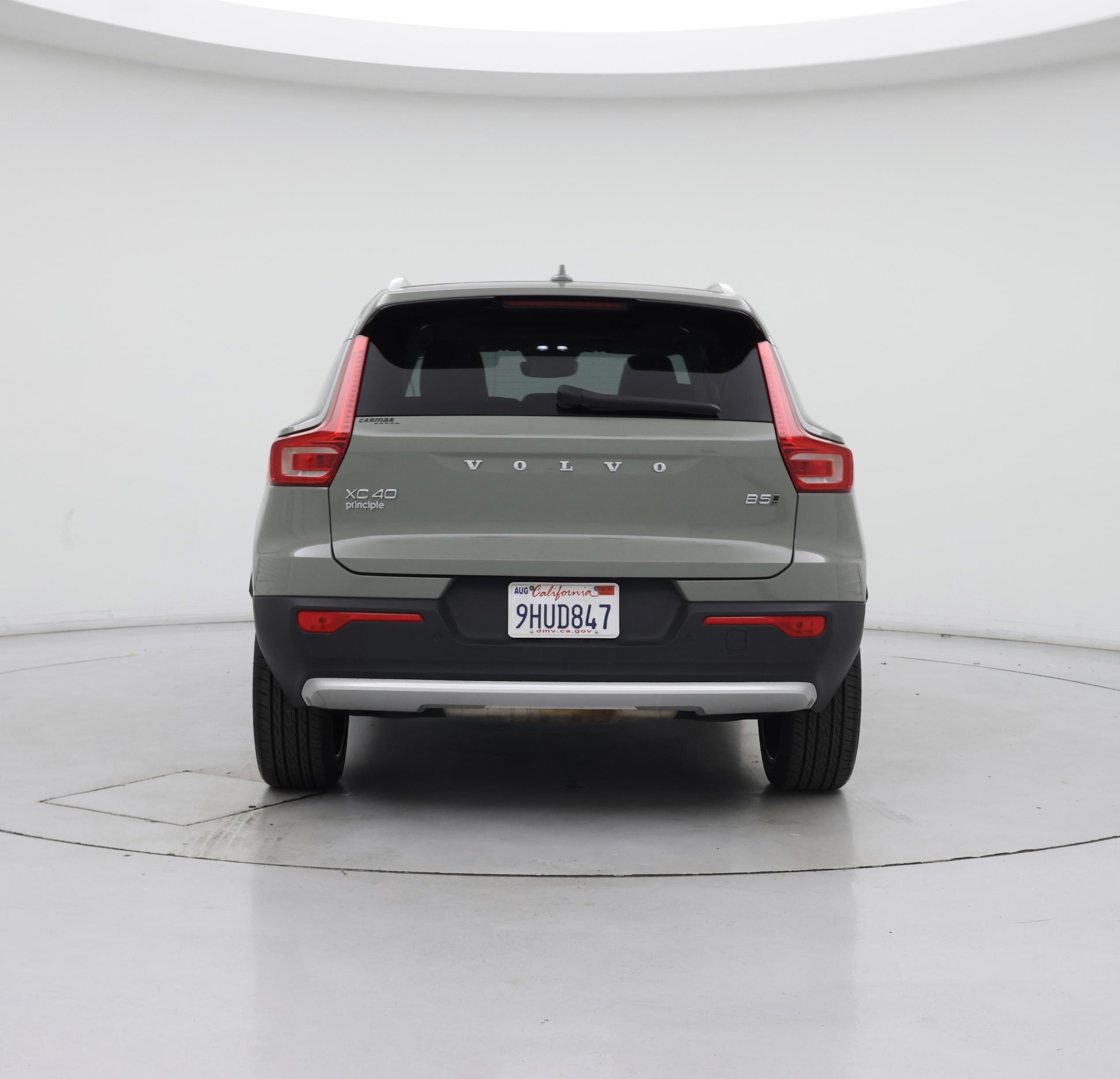 Thumbnail: 2023 Volvo XC40 - 6
